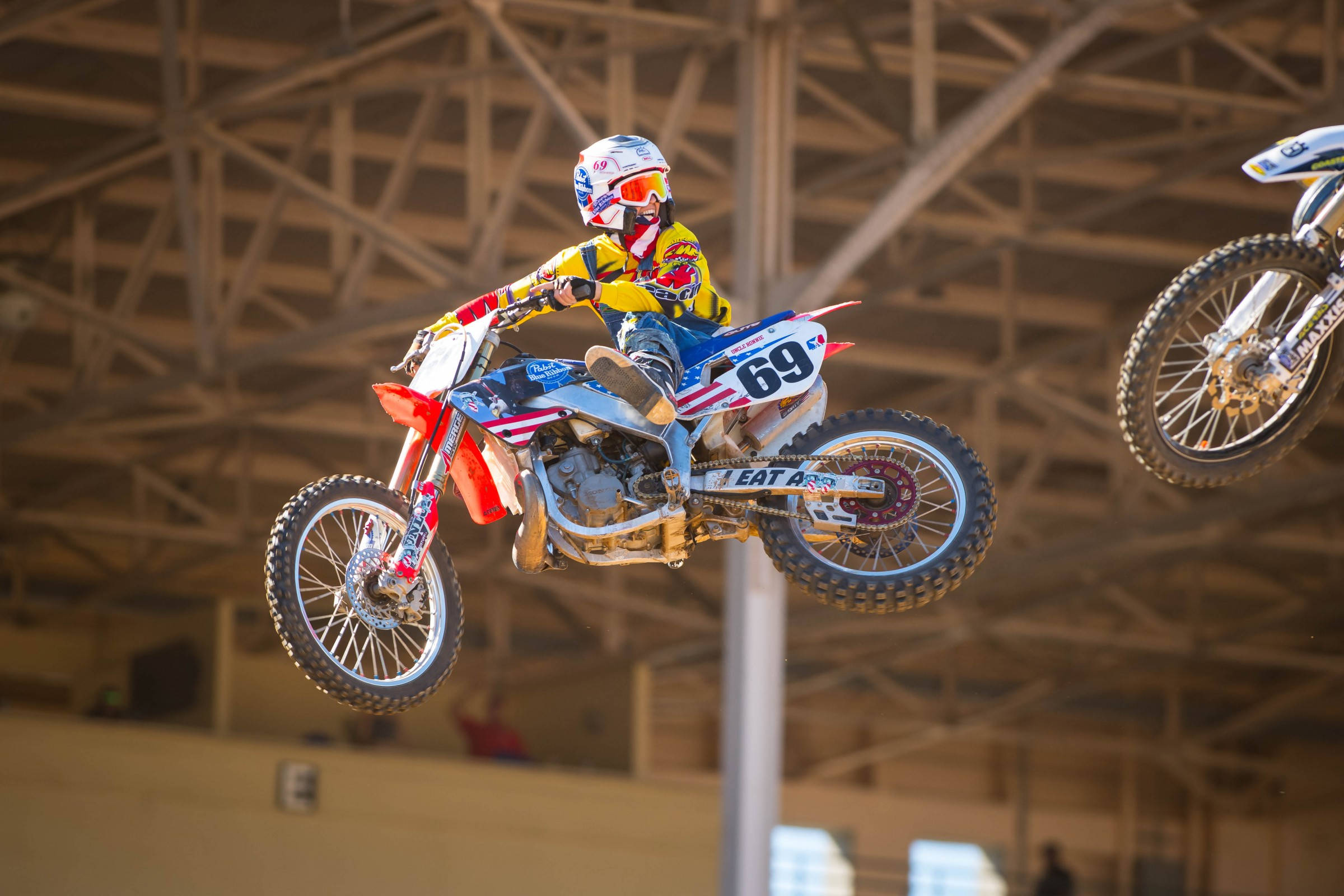 Ronnie Mac, yellow gear, red white and blue bike, Full HD Desktop Wallpaper