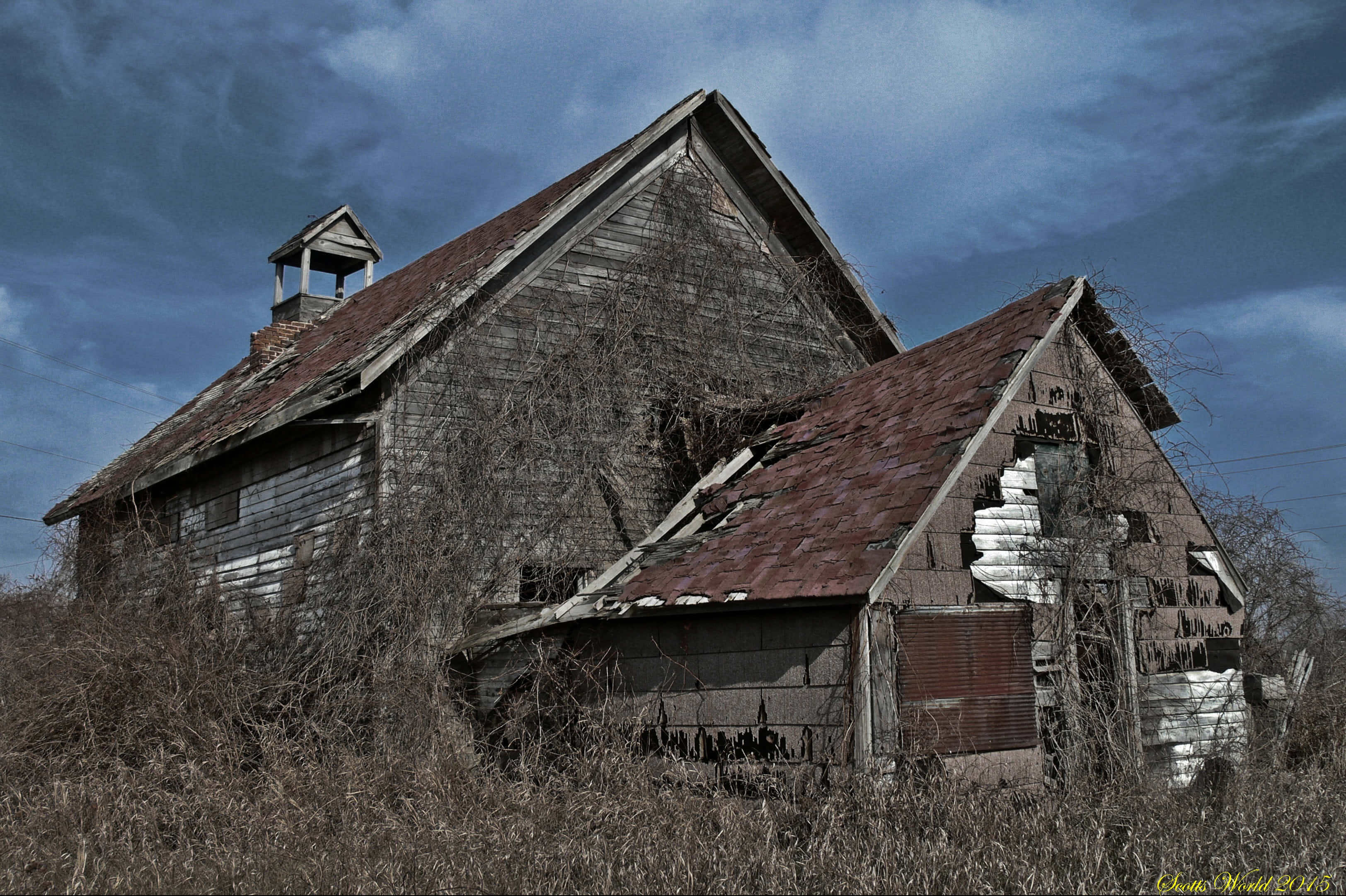 crusty old roof top, dilapidated wooden schoolhouse, broken roof, 2K Desktop Wallpaper