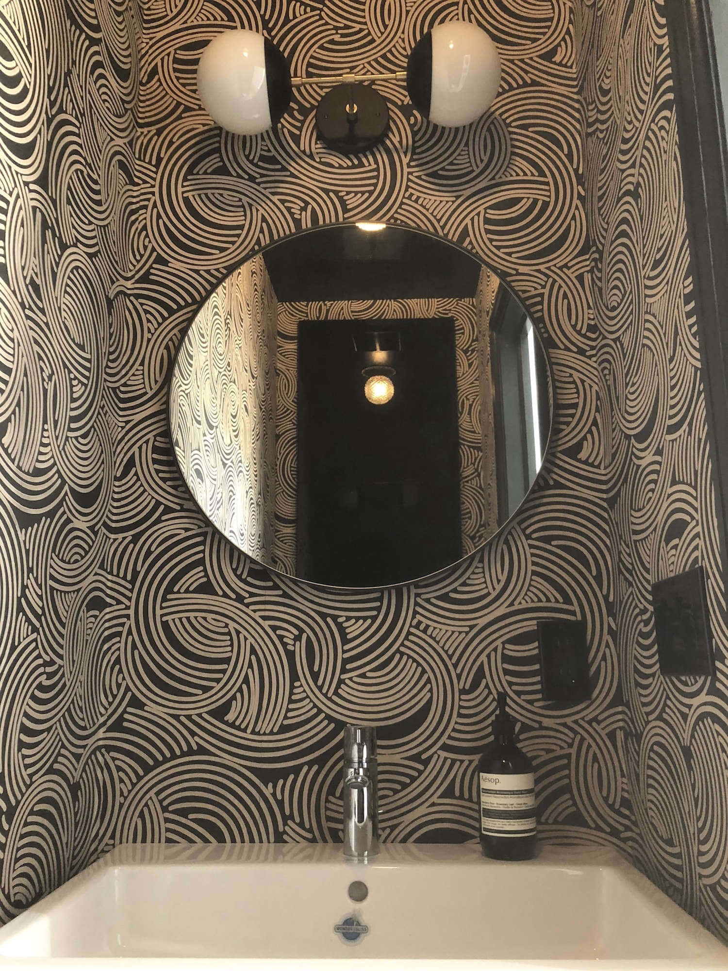 diminutive mirror, white sink, round mirror, Full HD Phone Wallpaper