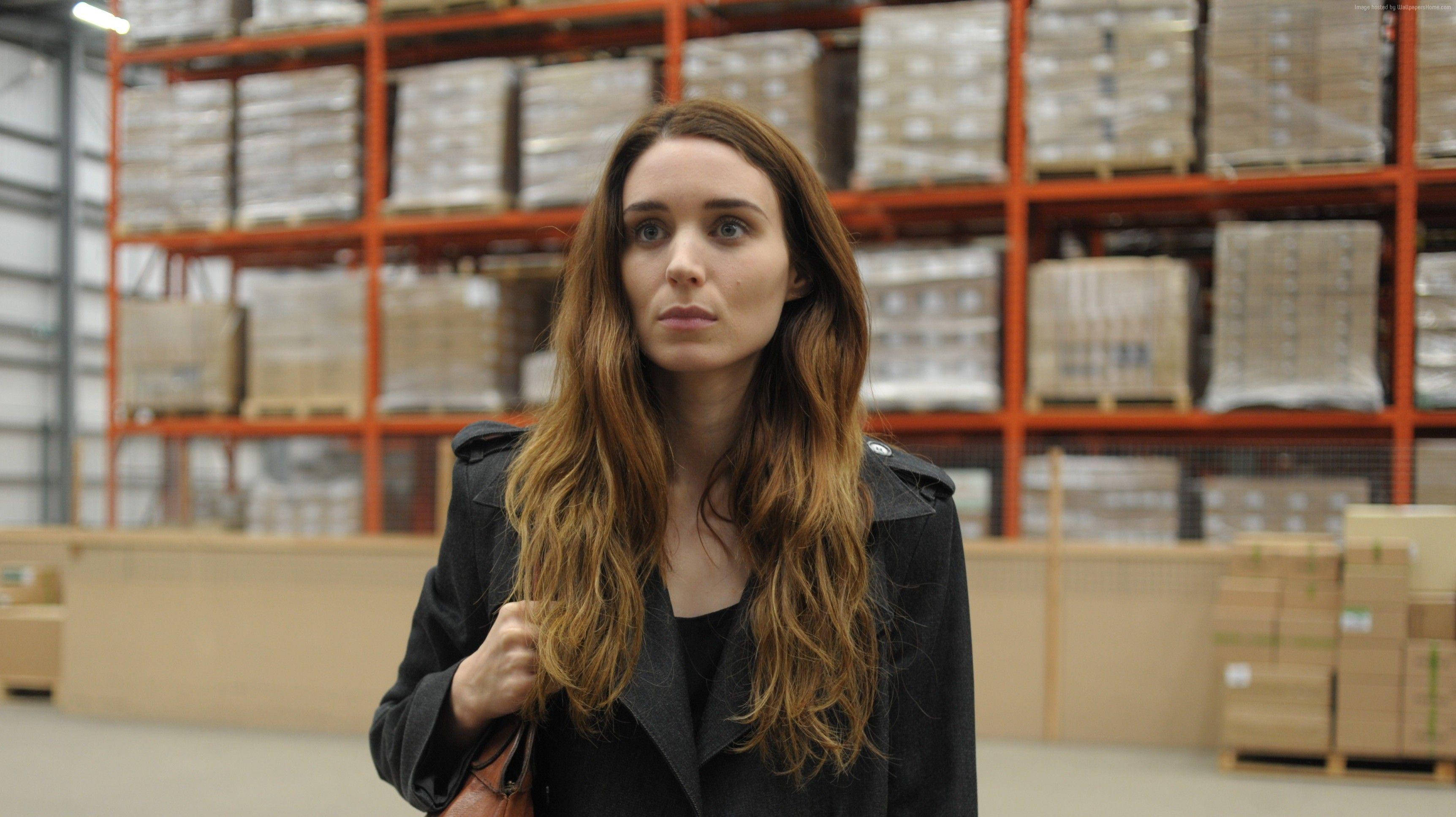 Rooney Mara, long brown hair, warehouse, 2K Desktop Wallpaper