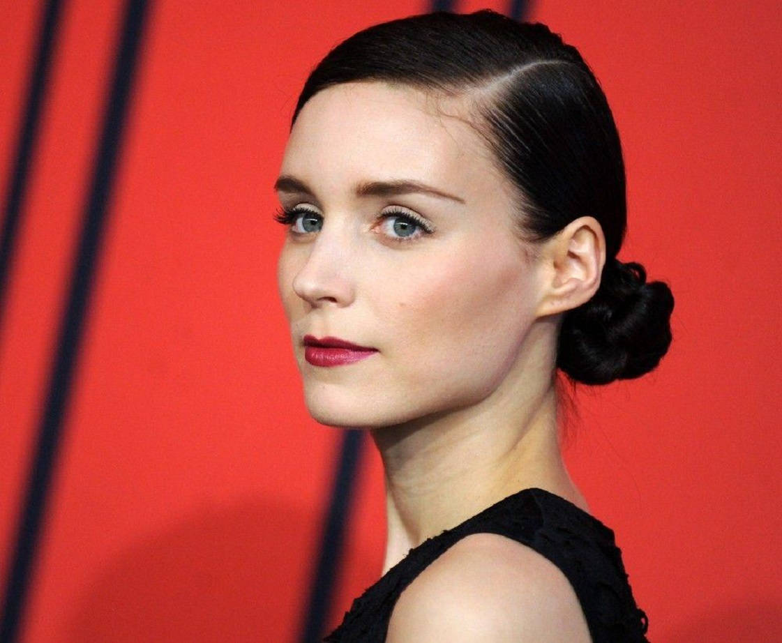 Rooney Mara, sleek bun, bold red lips, SD Desktop Wallpaper