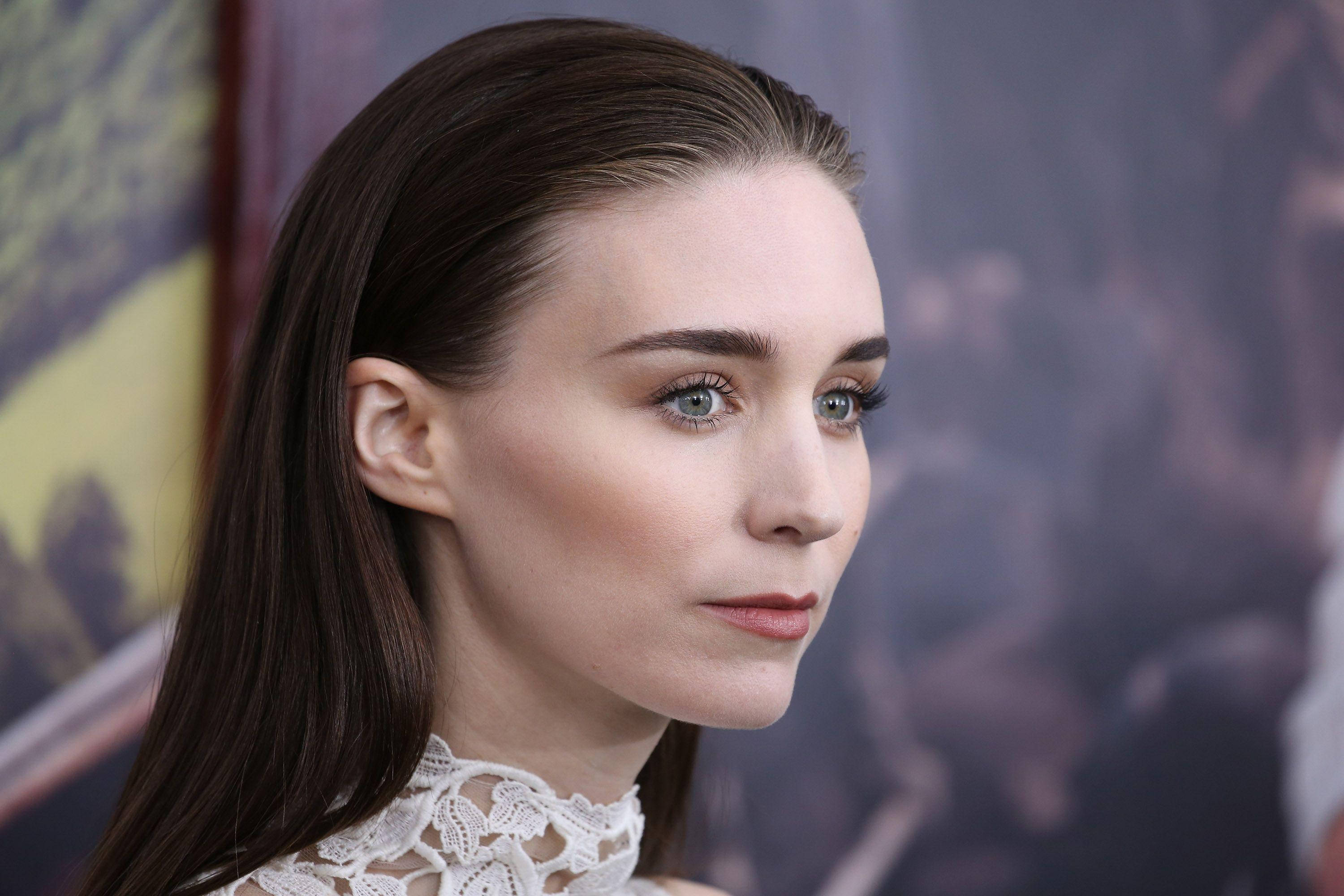 Rooney Mara, long dark hair, striking blue eyes, 2K Desktop Wallpaper