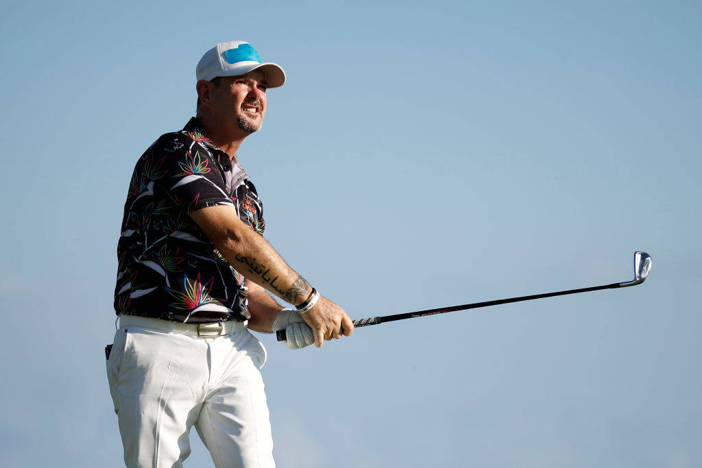 Rory Sabbatini, golf club, floral shirt, SD Desktop Wallpaper