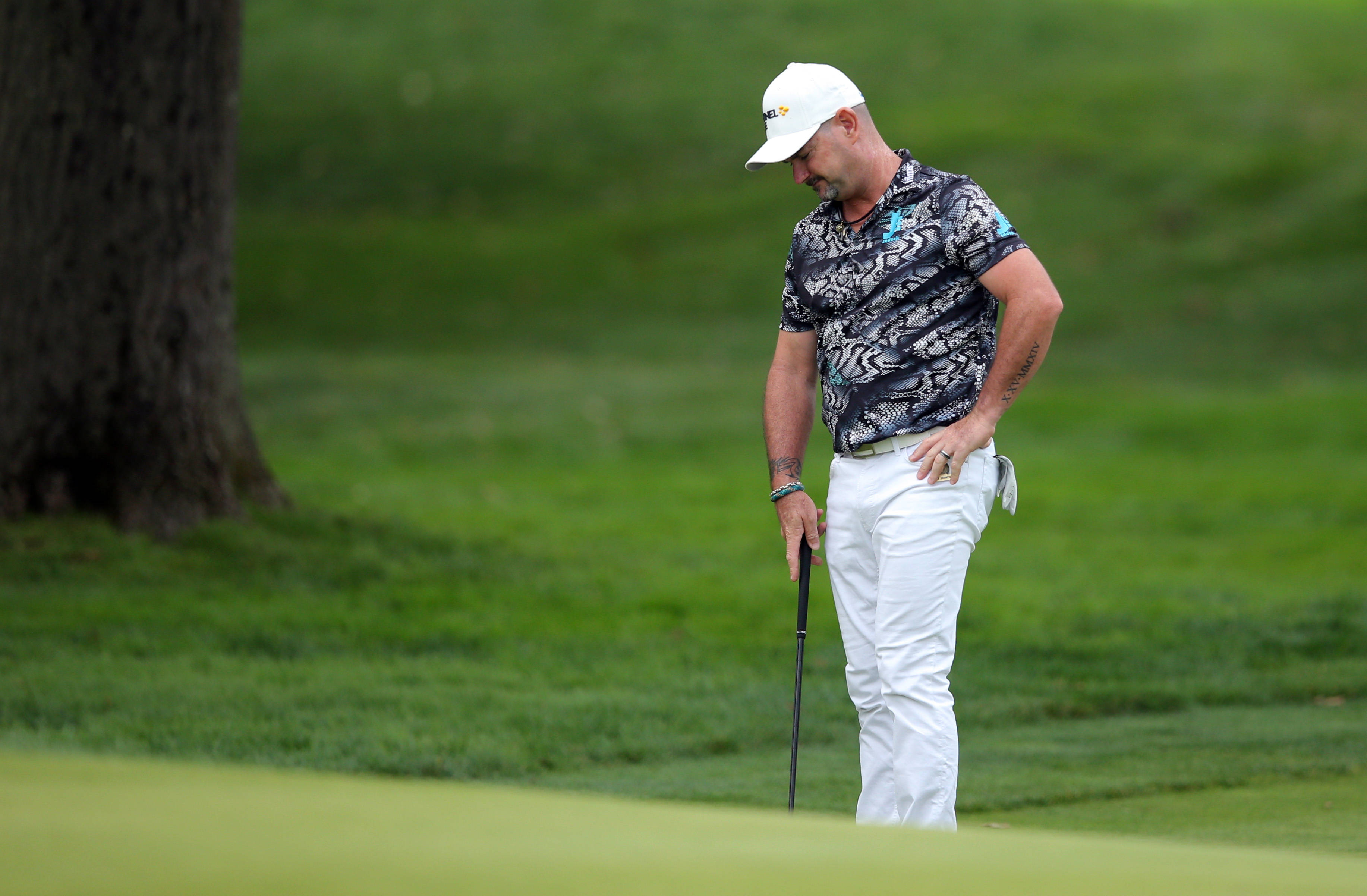 Rory Sabbatini, golf course, patterned shirt, 2K Desktop Wallpaper