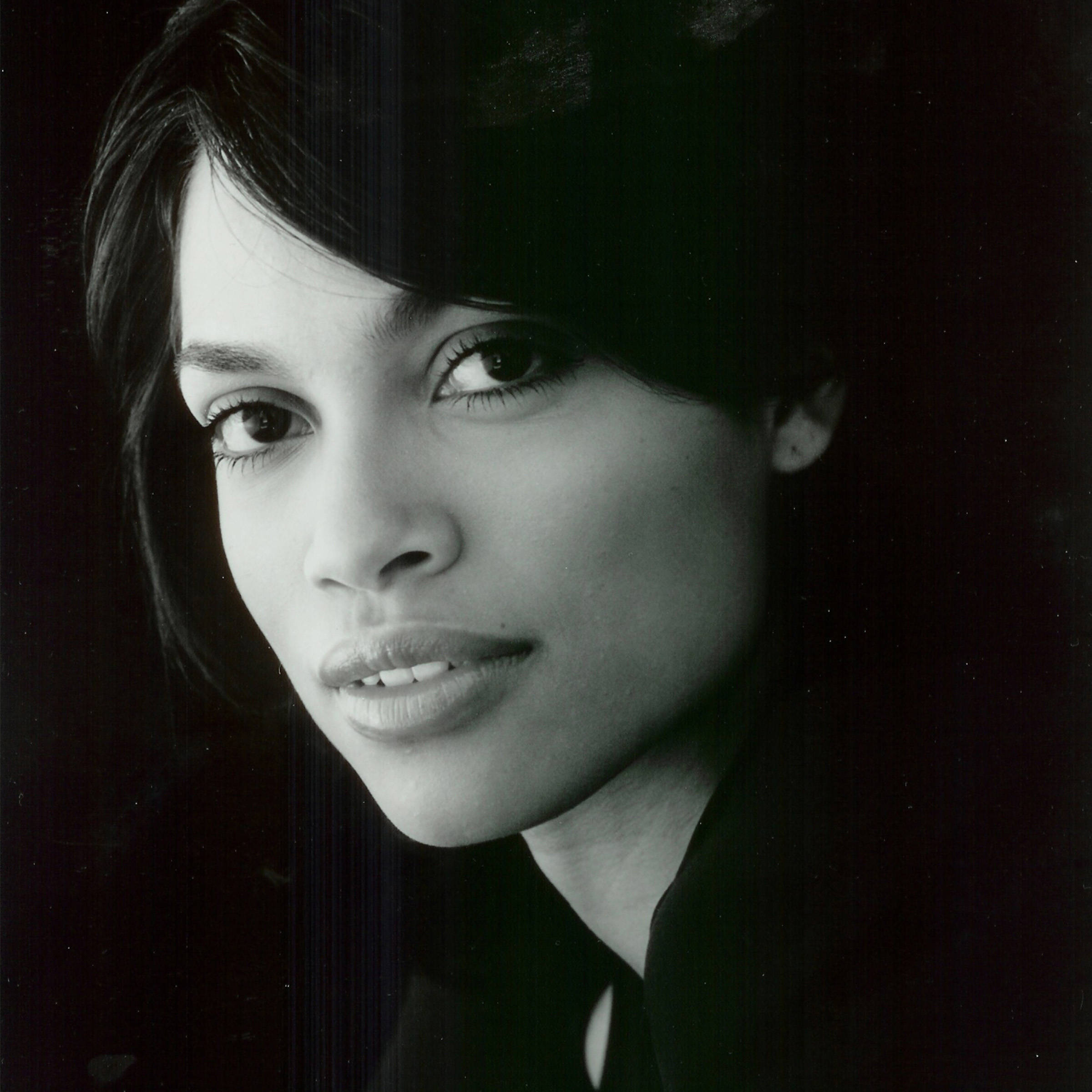 Rosario Dawson, black and white portrait, intense gaze, Full HD Desktop Wallpaper
