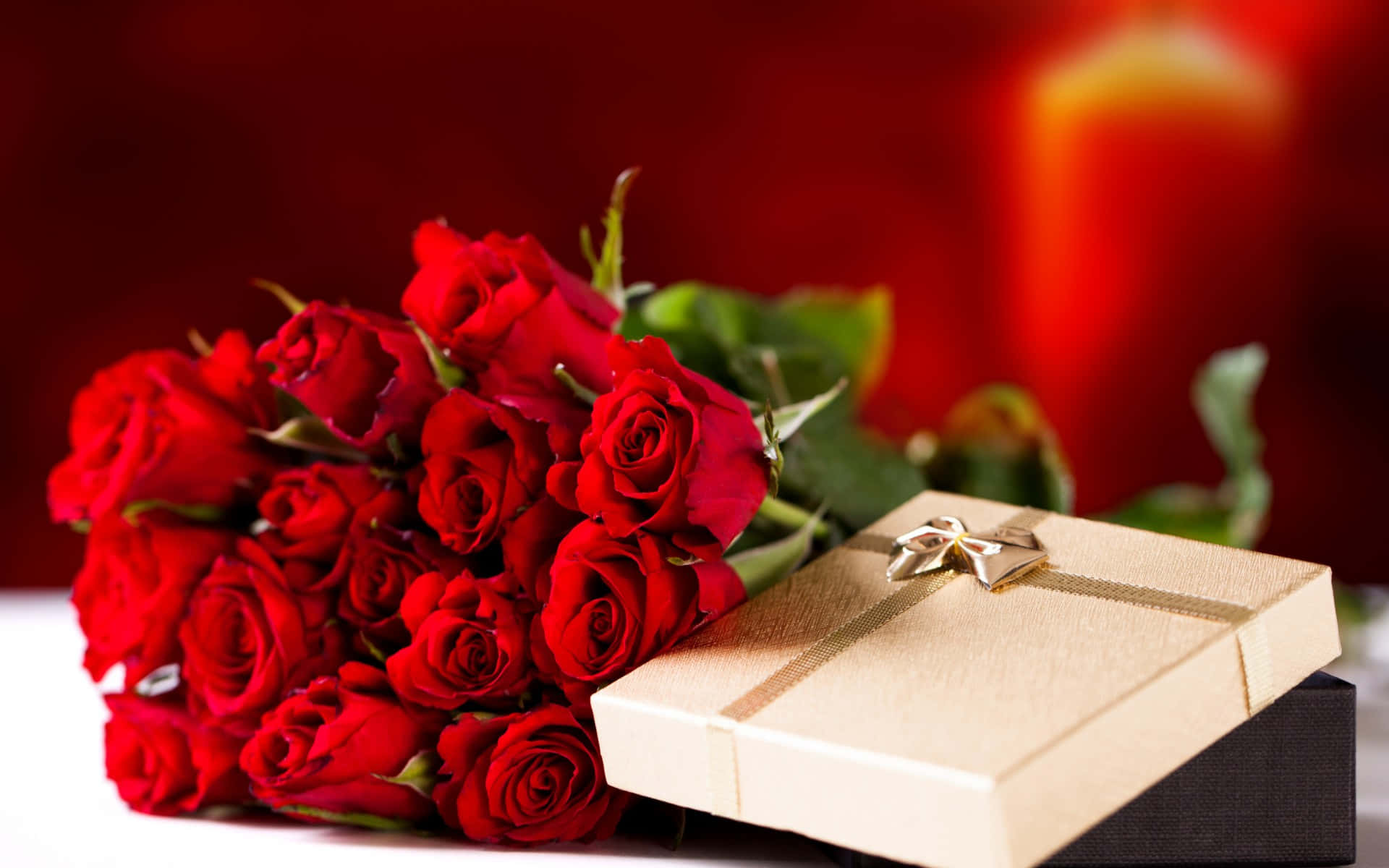 red rose bouquet, gift box, gold gift box, Full HD Desktop Wallpaper