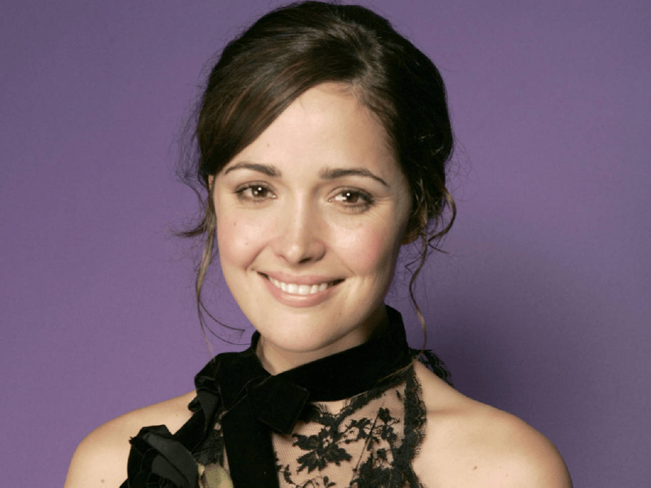 Rose Byrne, Pop Sugar, purple background, HD Desktop Wallpaper