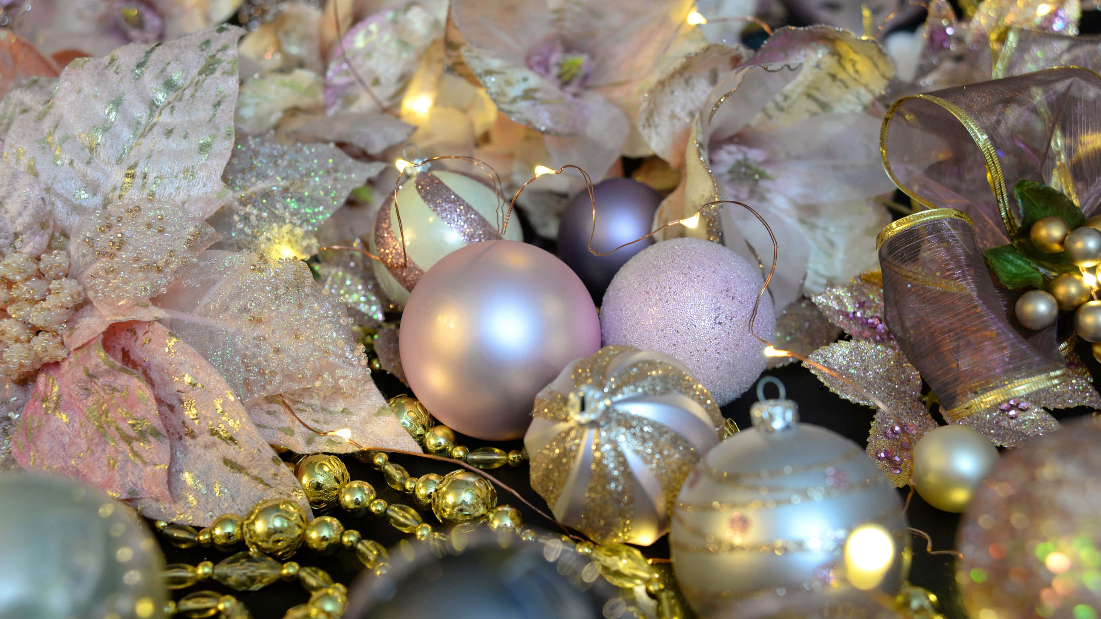 rose gold Christmas, shimmering pink and silver ornaments, glittering pink flowers, 4K Desktop Wallpaper