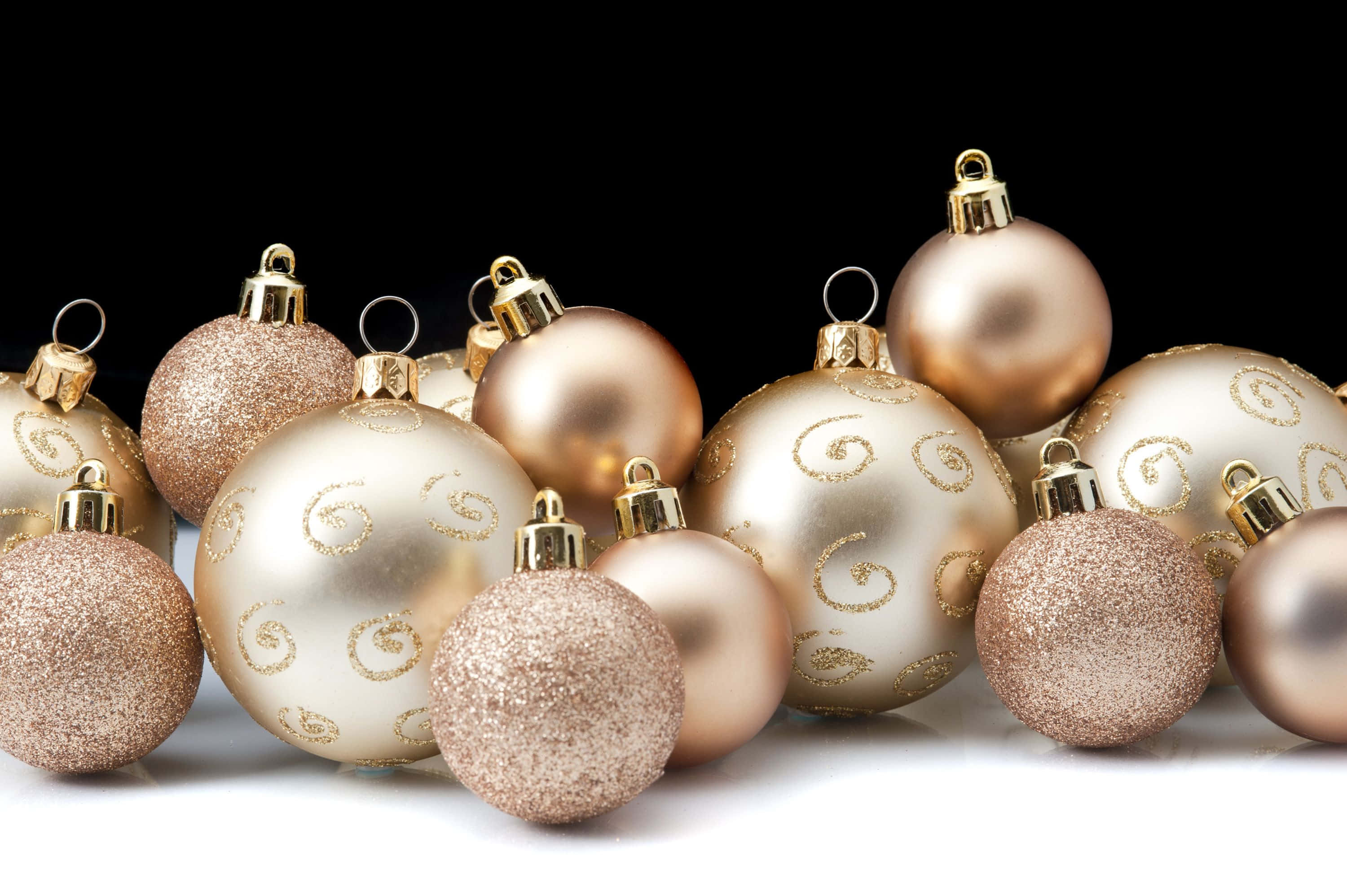 Gold Christmas Balls, shiny gold, rose gold, 2K Desktop Wallpaper