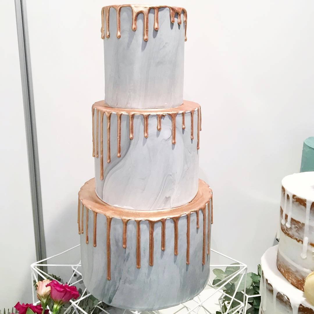 Rose Gold Marble, three-tiered marble cake, copper drip details, SD Desktop Wallpaper