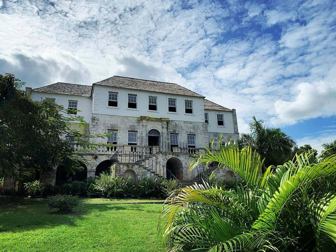 Rose Hall Great House, white colonial mansion, stone arches, SD Desktop Wallpaper