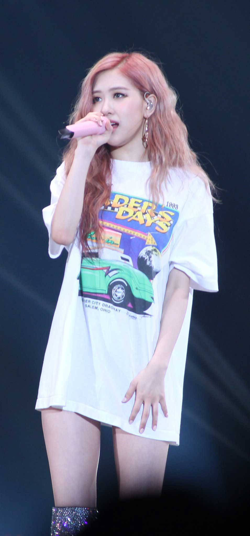 Roseanne Park, pink hair, white tshirt, Full HD Phone Wallpaper