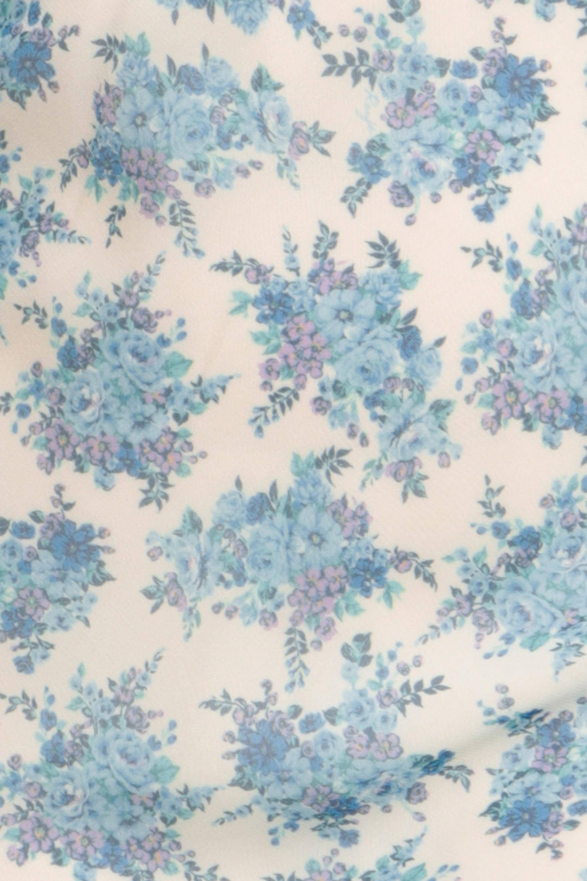 Rouje, blue flower patterns, creamy off-white fabric, 2K Phone Wallpaper