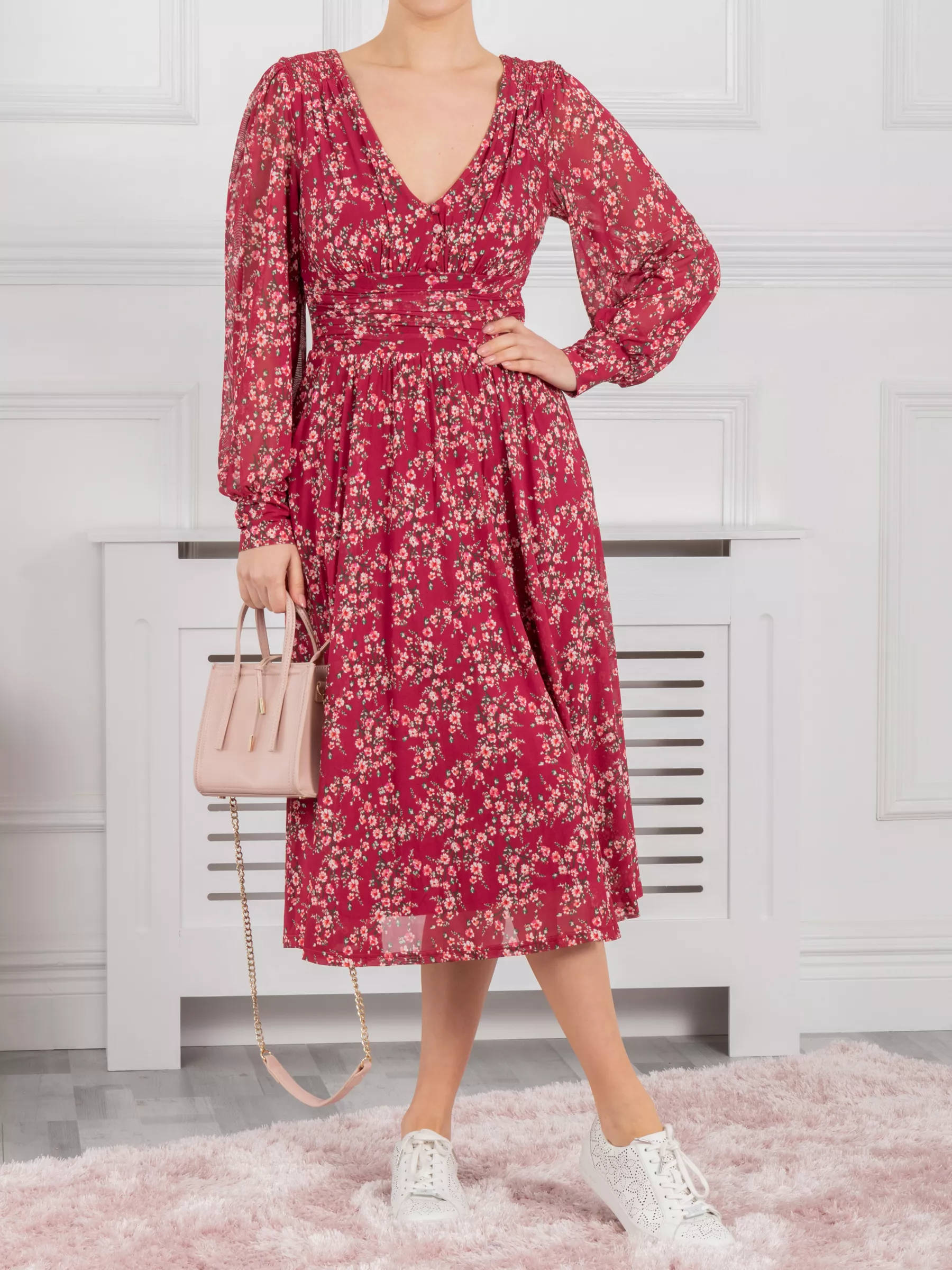 Rouje, hand waist red dress, red floral dress, Full HD Phone Wallpaper