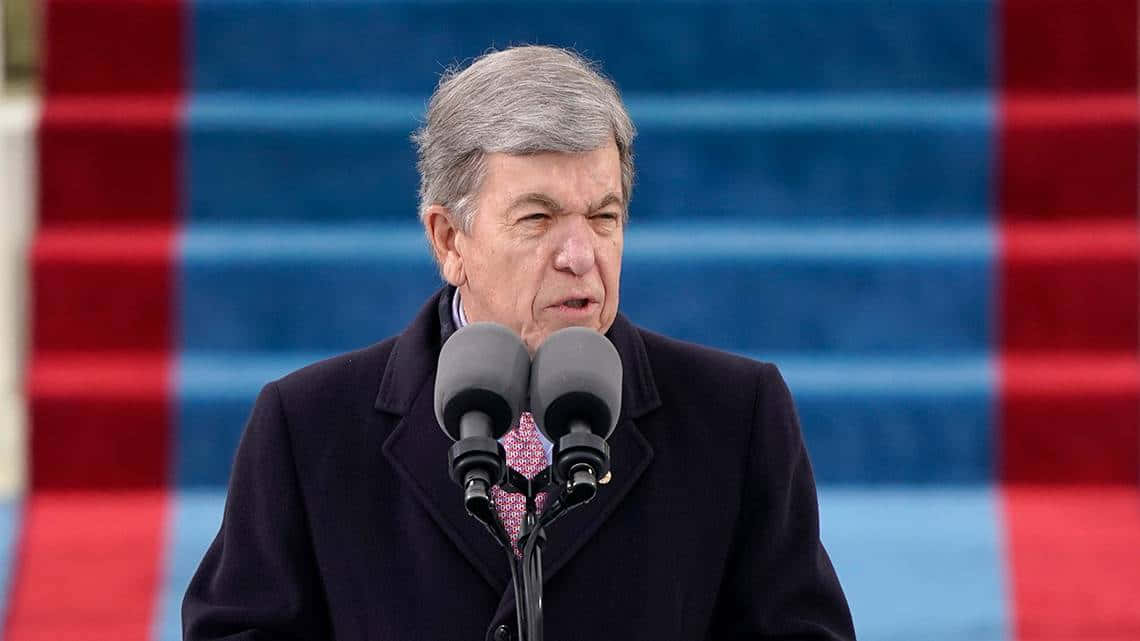 Roy Blunt, stairs, red and blue striped backdrop, SD Desktop Wallpaper
