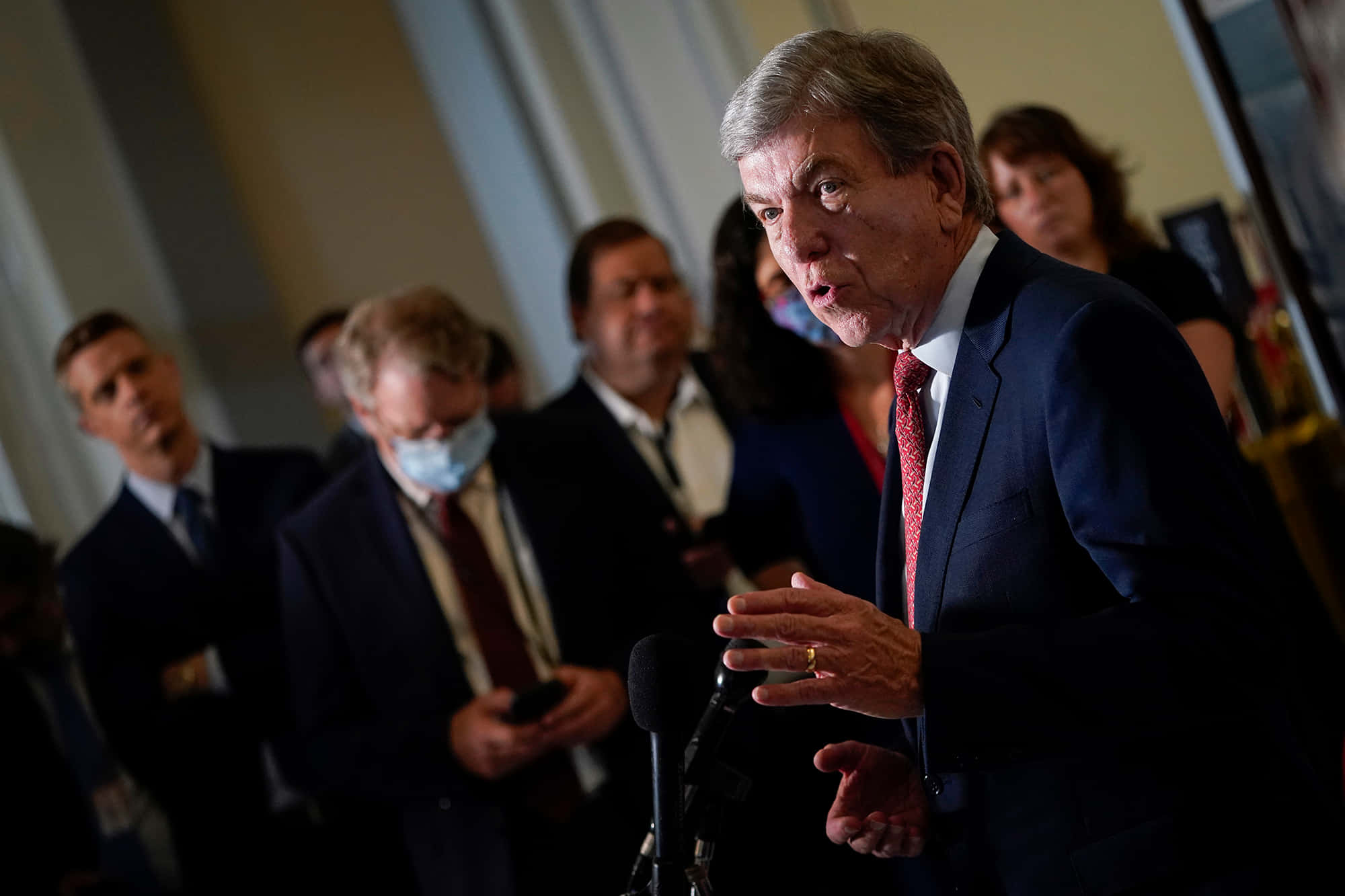 Roy Blunt, dark suit, red tie, Full HD Desktop Wallpaper