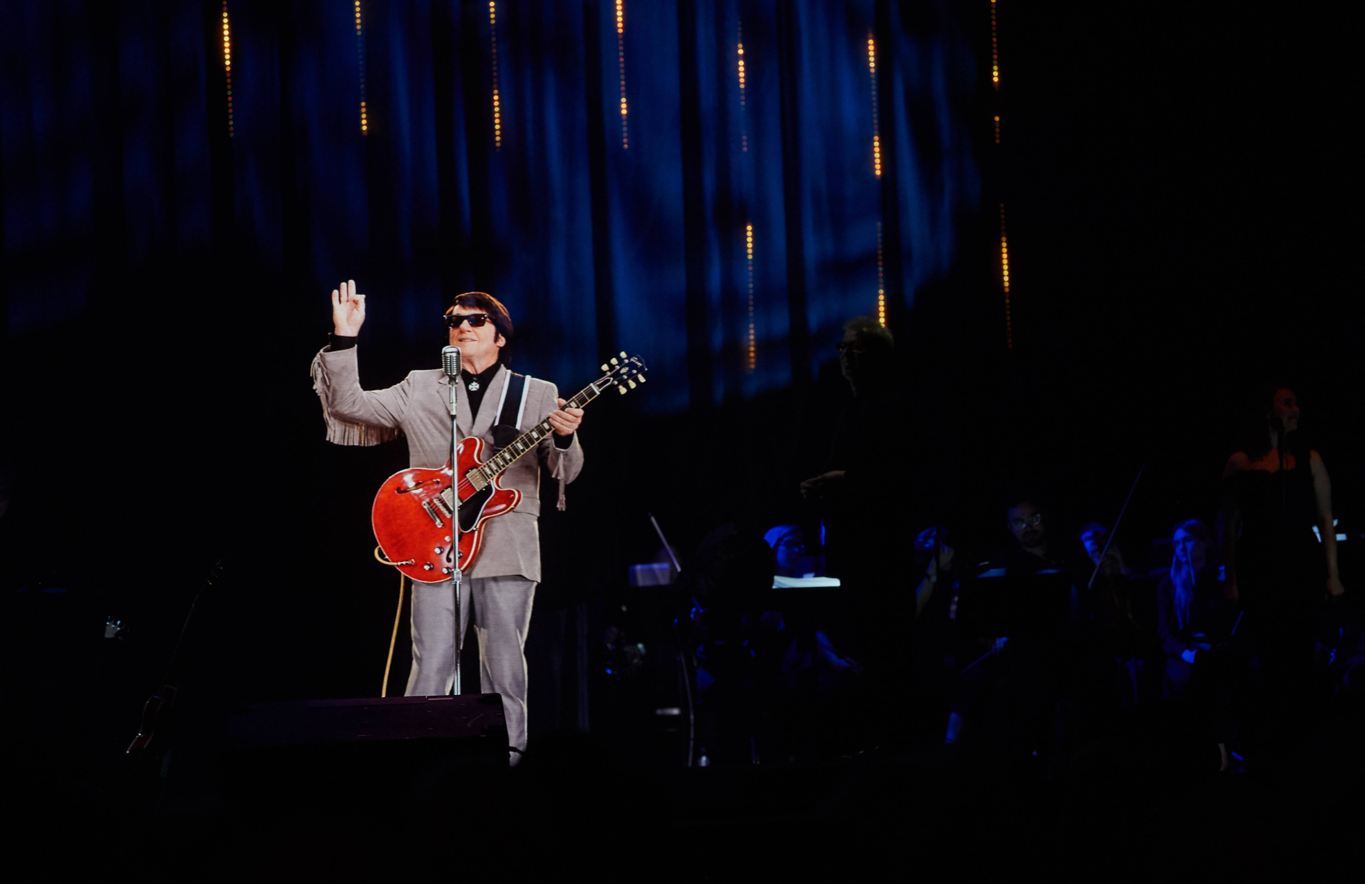 Roy Orbison, silver suit, sunglasses, 4K Desktop Wallpaper