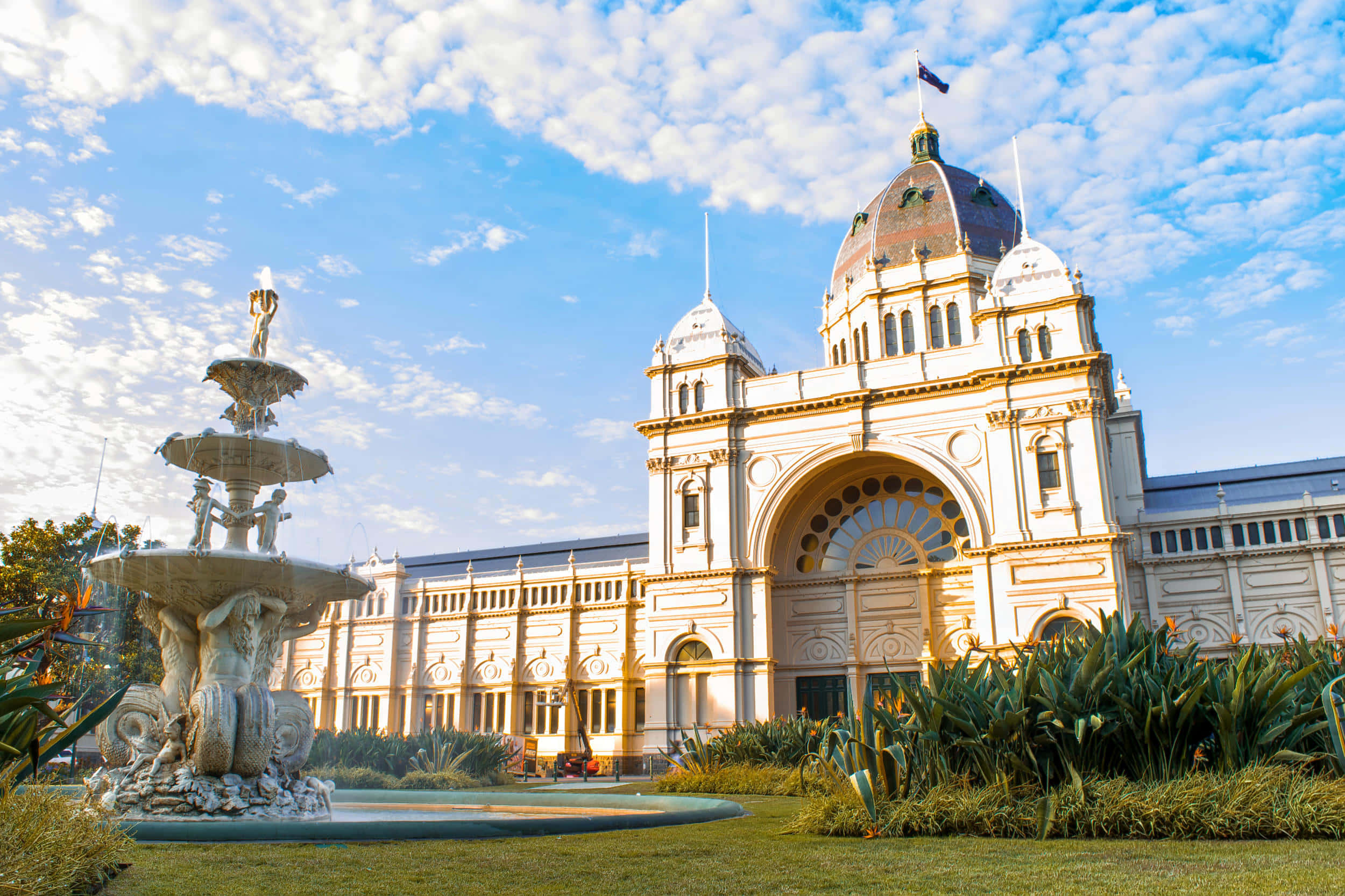 Royal Exhibition Building, fountain, domed roof, Full HD Desktop Wallpaper