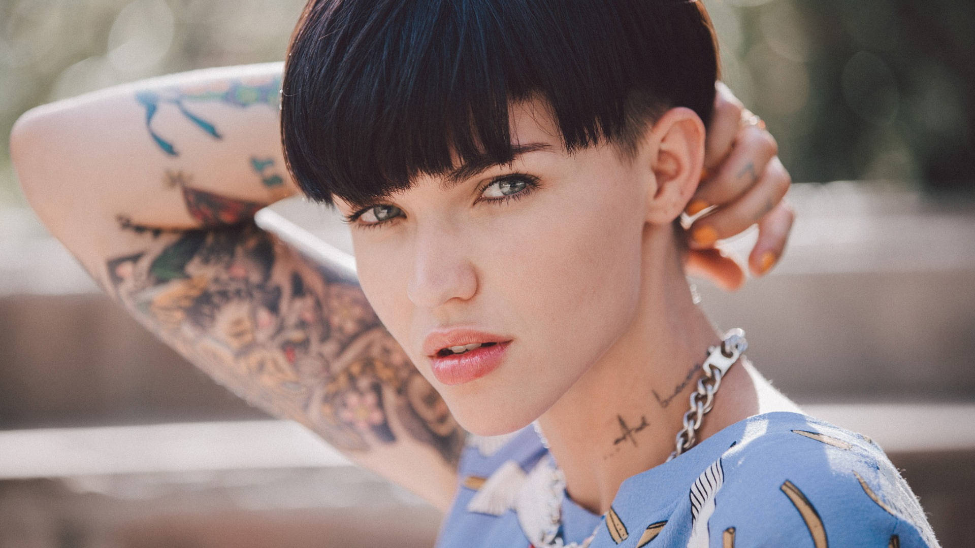 Ruby Rose, casual bowl cut, short black hair, Full HD Desktop Wallpaper