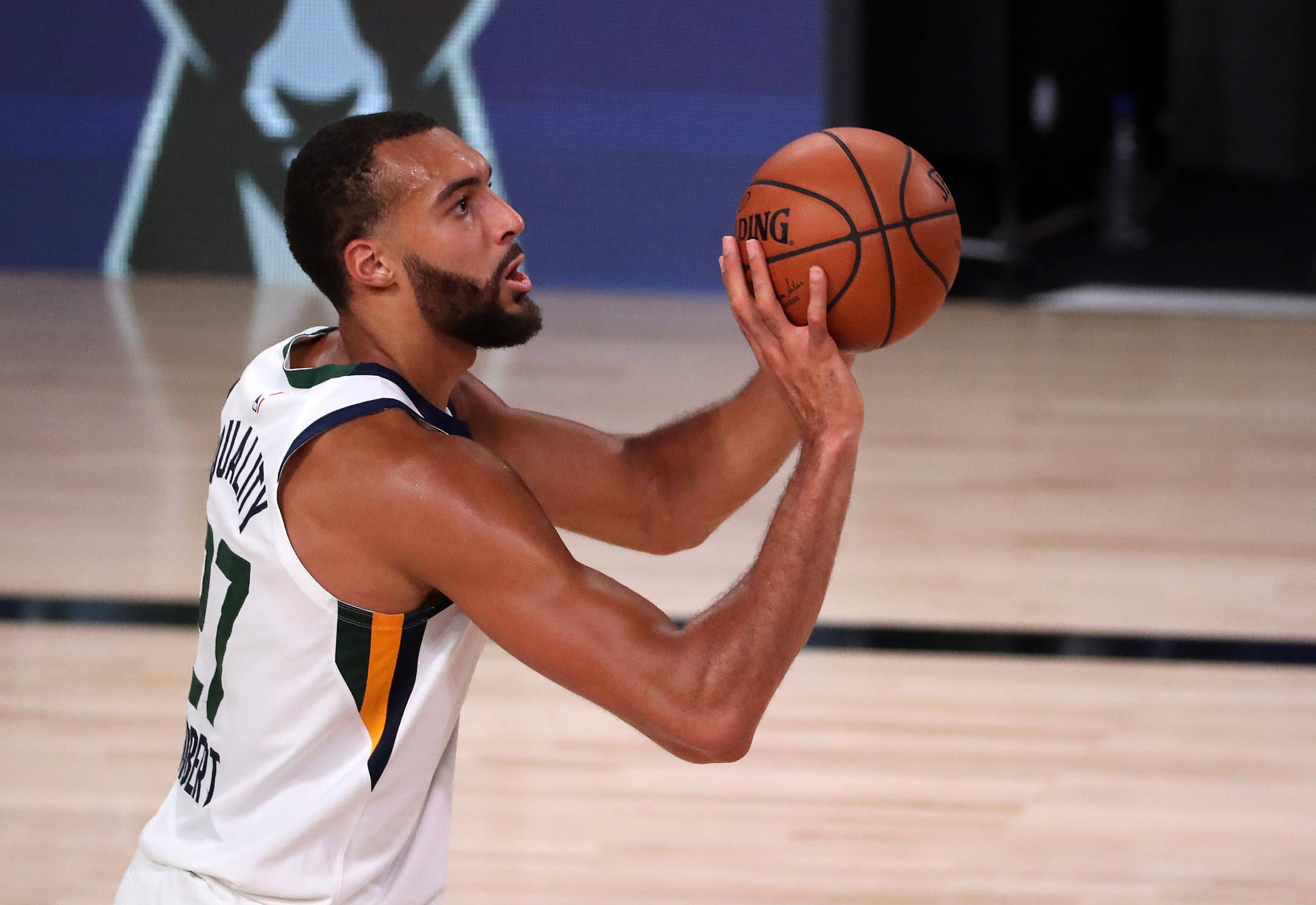 Rudy Gobert, white jersey, basketball, 2K Desktop Wallpaper