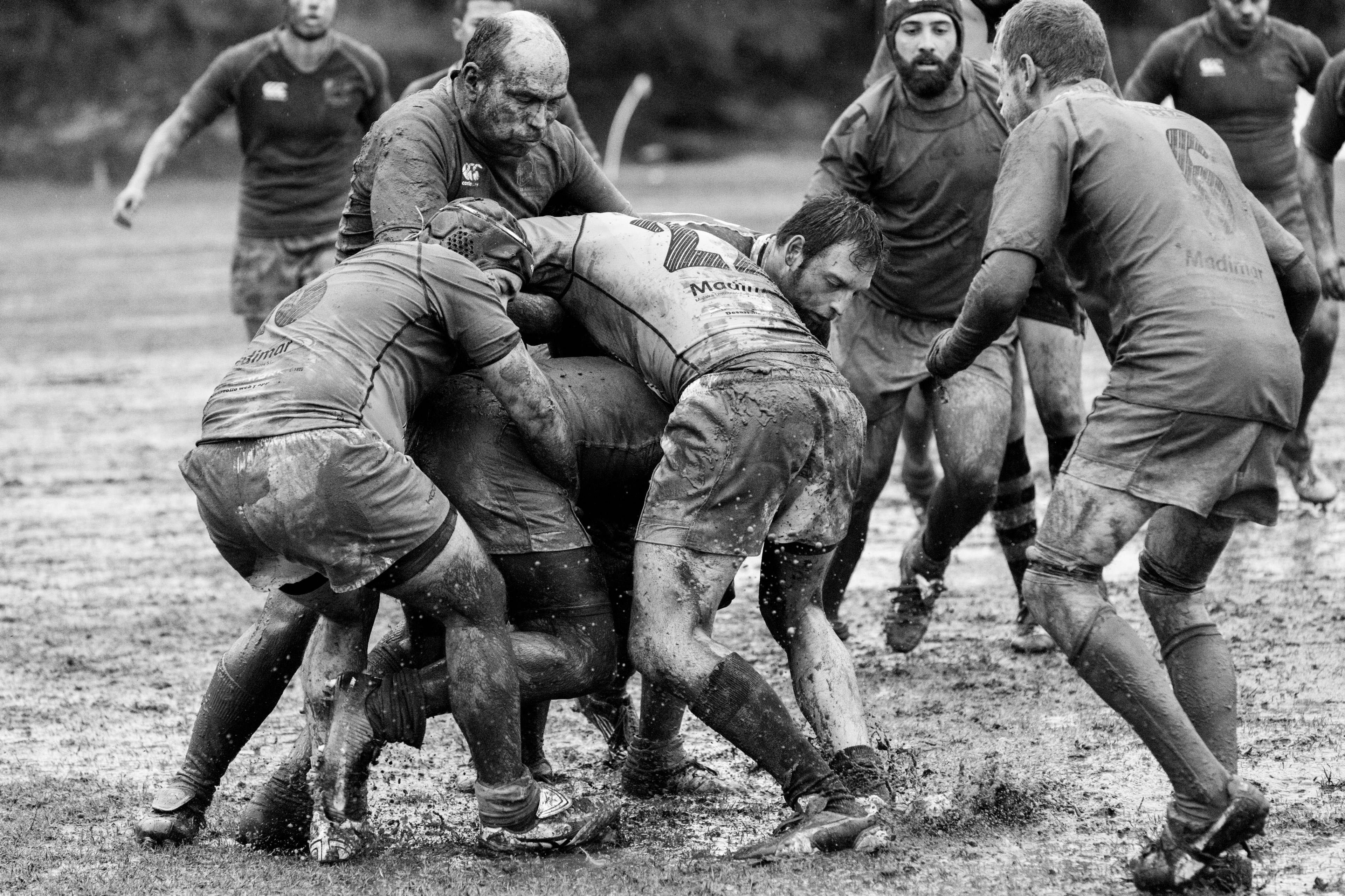 rugby, muddy scrum, grass field, 4K Desktop Wallpaper