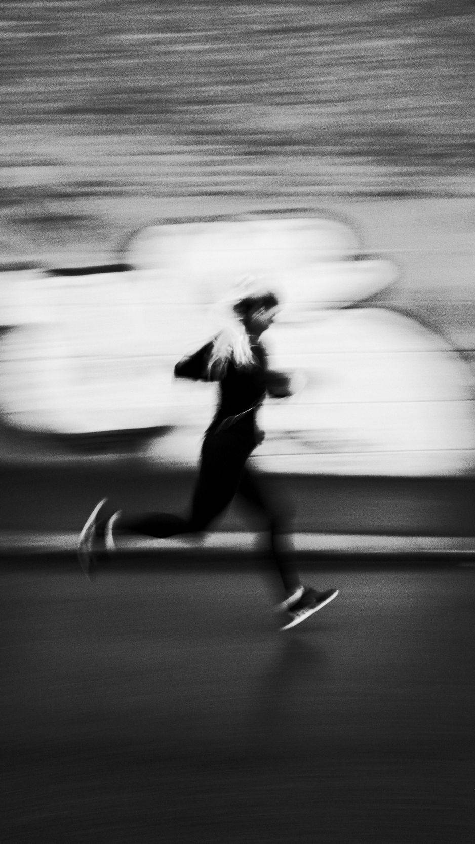 sports iphone, runner, motion blur, HD Phone Wallpaper