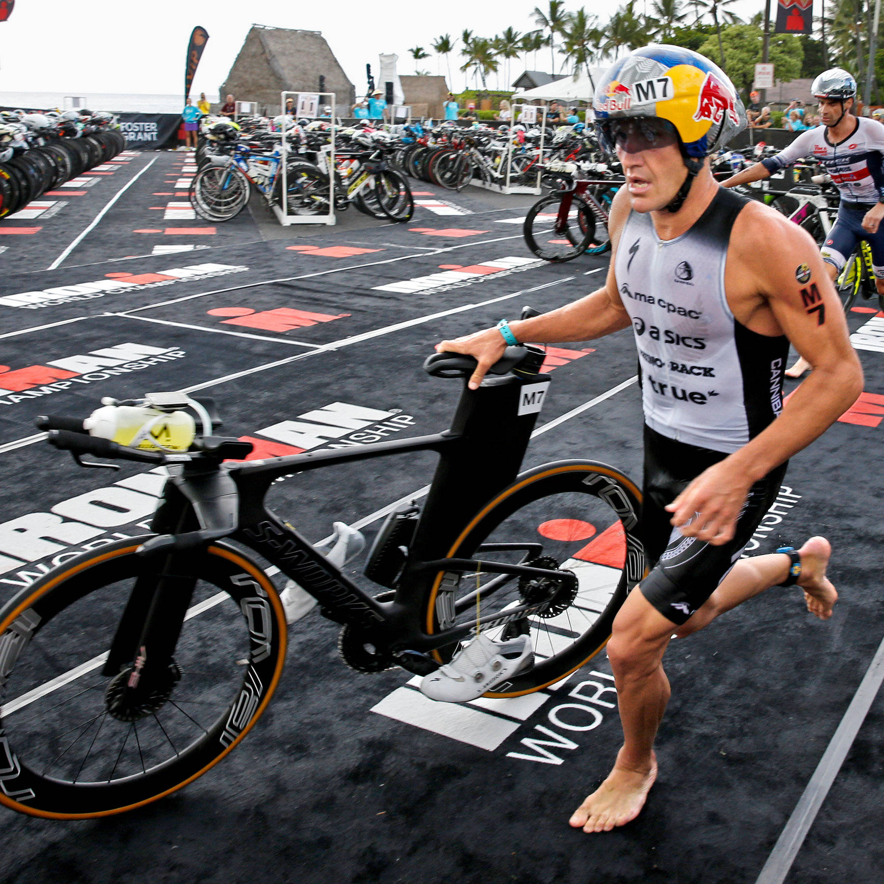 triathlete, helmet, race suit, HD Desktop Wallpaper