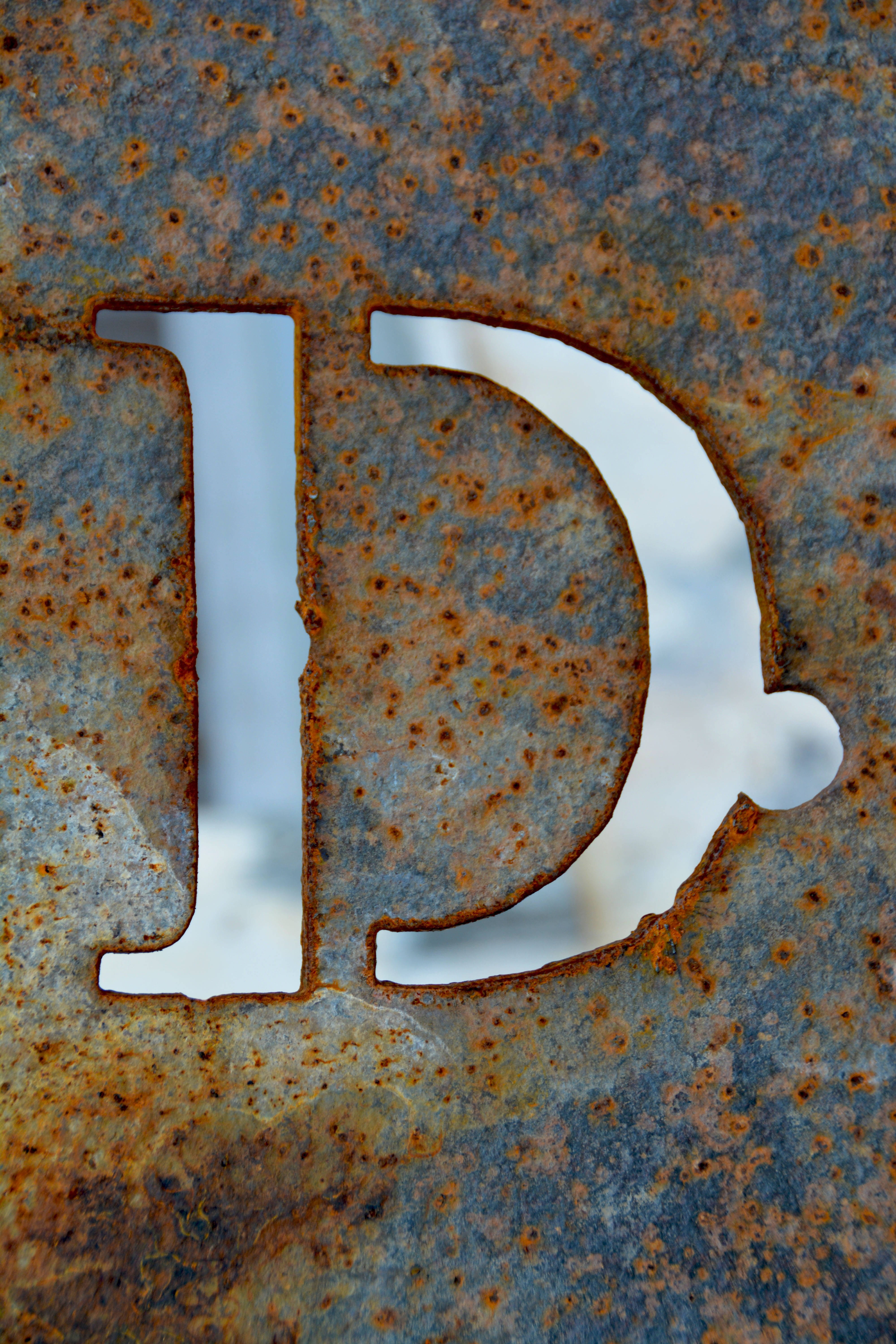 rusty letter D phone, cutout letter D, rusted metal surface, 5K Phone Wallpaper
