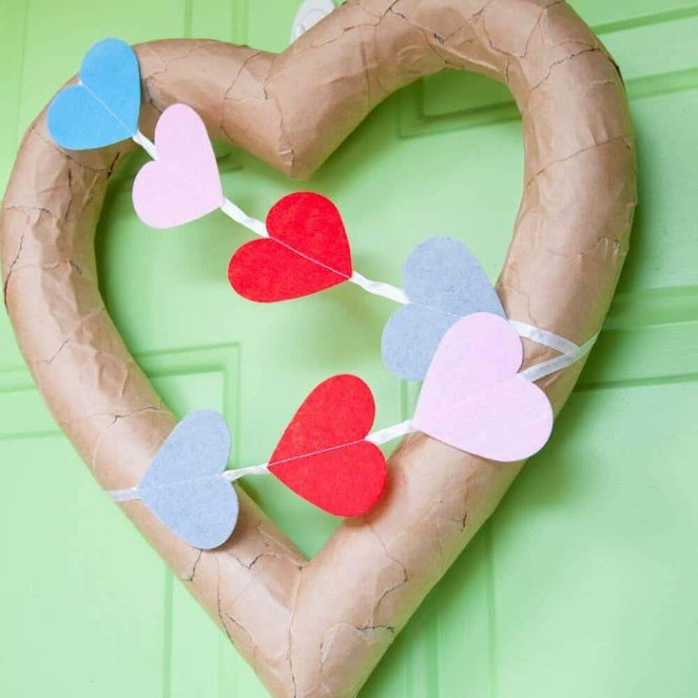 Rustic Valentine Day, heart-shaped wreath, brown paper, SD Desktop Wallpaper