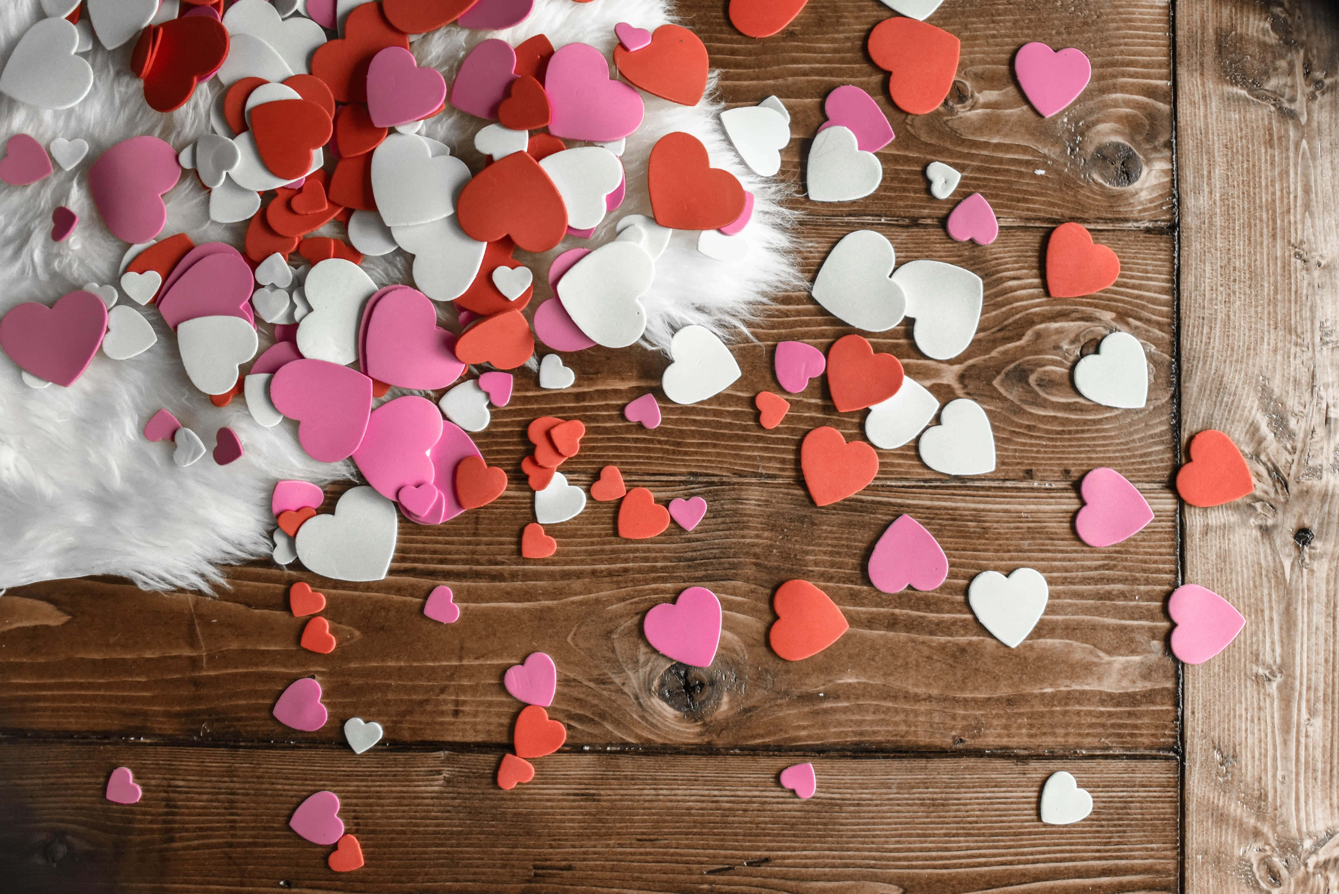 Rustic Valentine Day, red pink and white paper hearts, rustic wooden surface, 5K Desktop Wallpaper