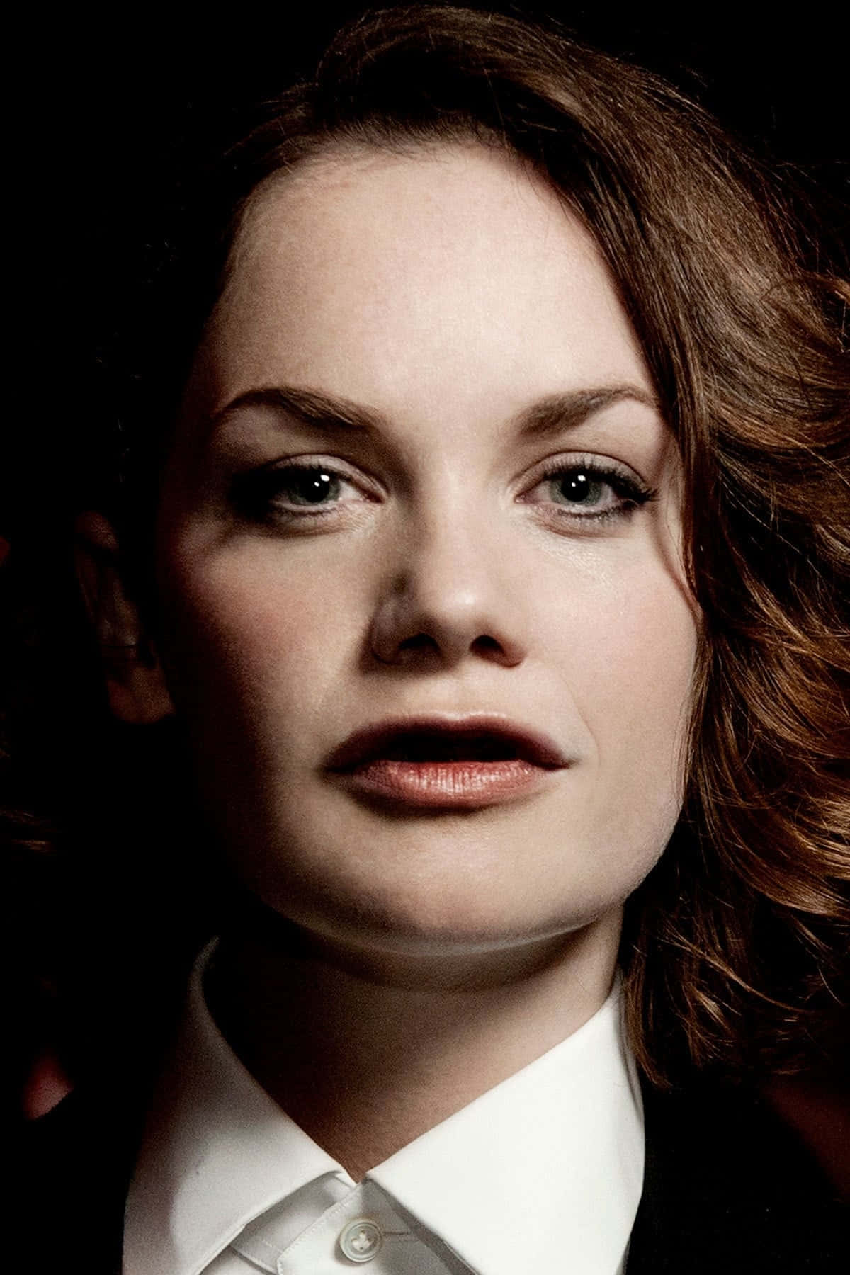 Ruth Wilson, brown hair, intense gaze, HD Phone Wallpaper