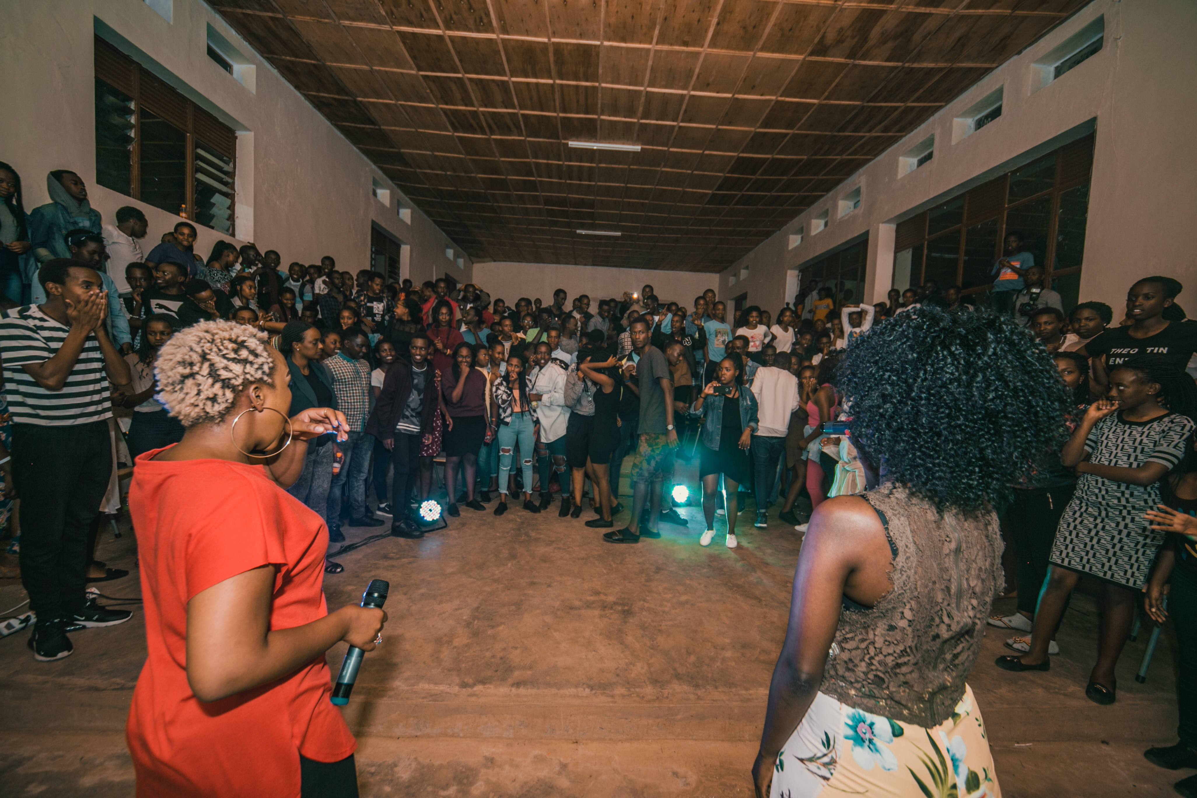 Rwanda, stage, packed audience, 4K Desktop Wallpaper