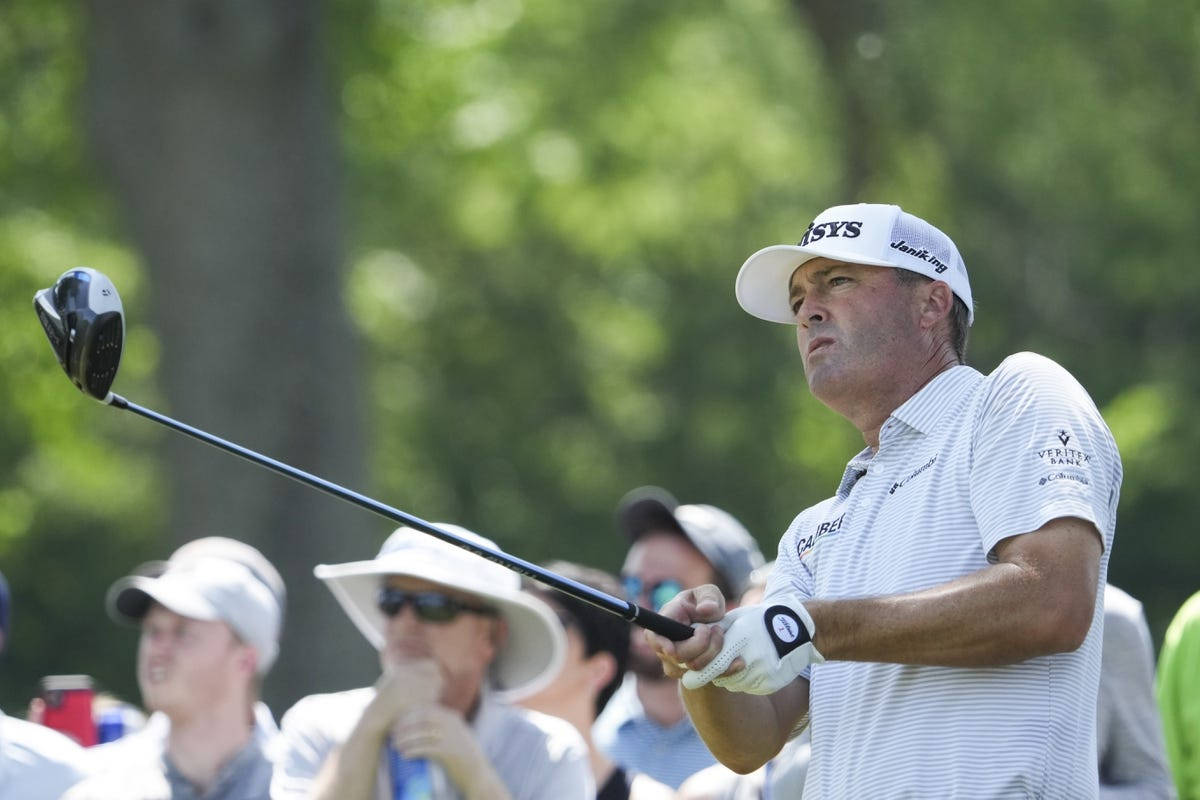 Ryan Palmer, all white outfit, driver, SD Desktop Wallpaper