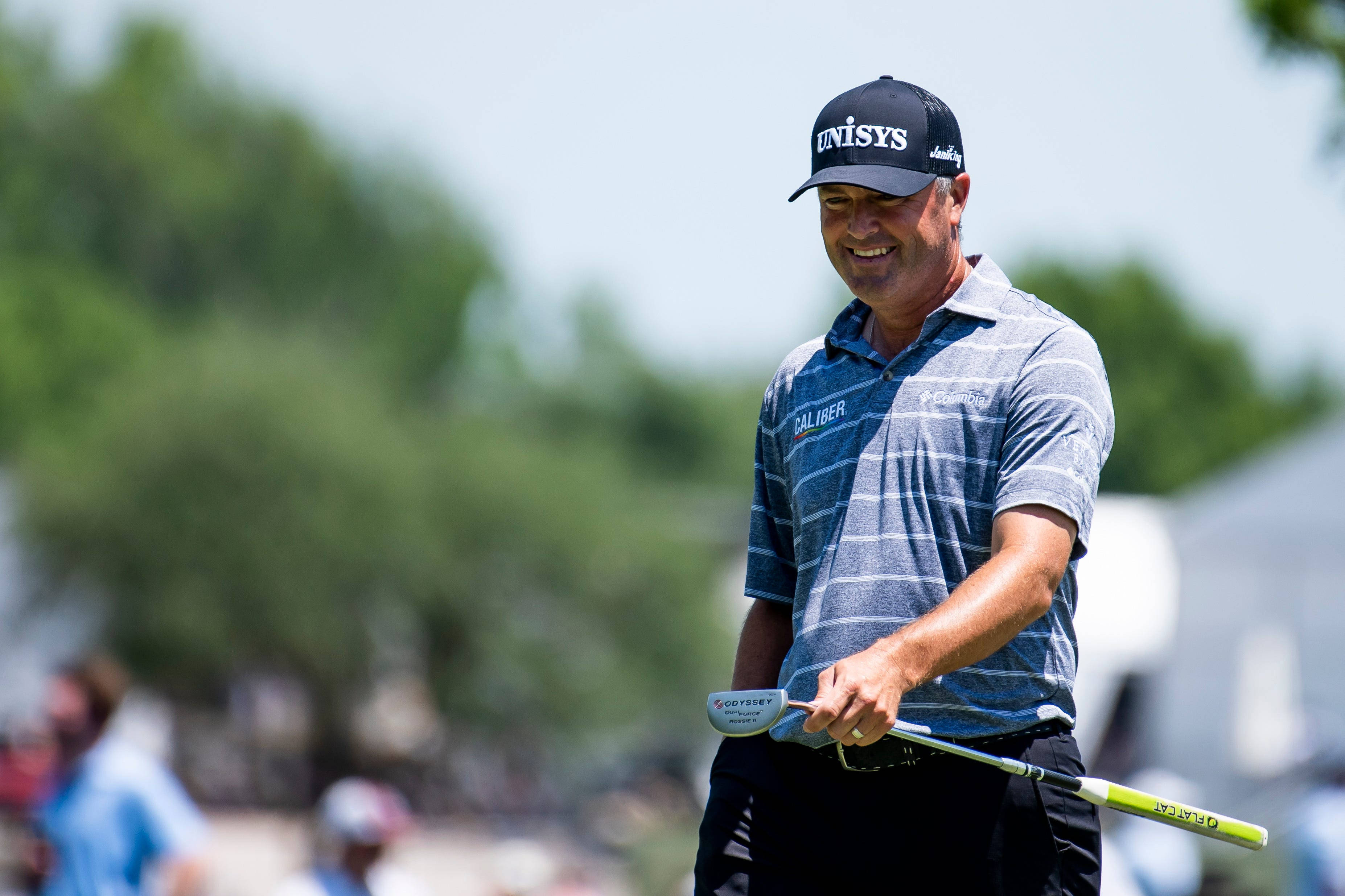 Ryan Palmer, blue cap, blue striped shirt, 2K Desktop Wallpaper