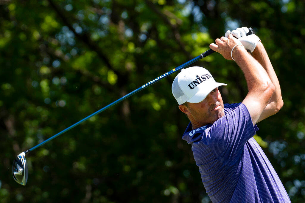Ryan Palmer, purple shirt, white cap, SD Desktop Wallpaper