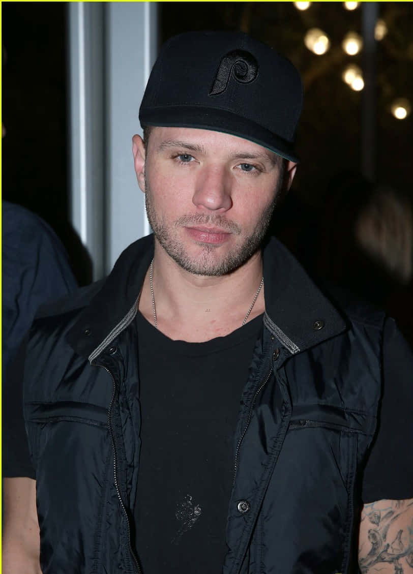 Ryan Phillippe, black cap, vest, SD Phone Wallpaper