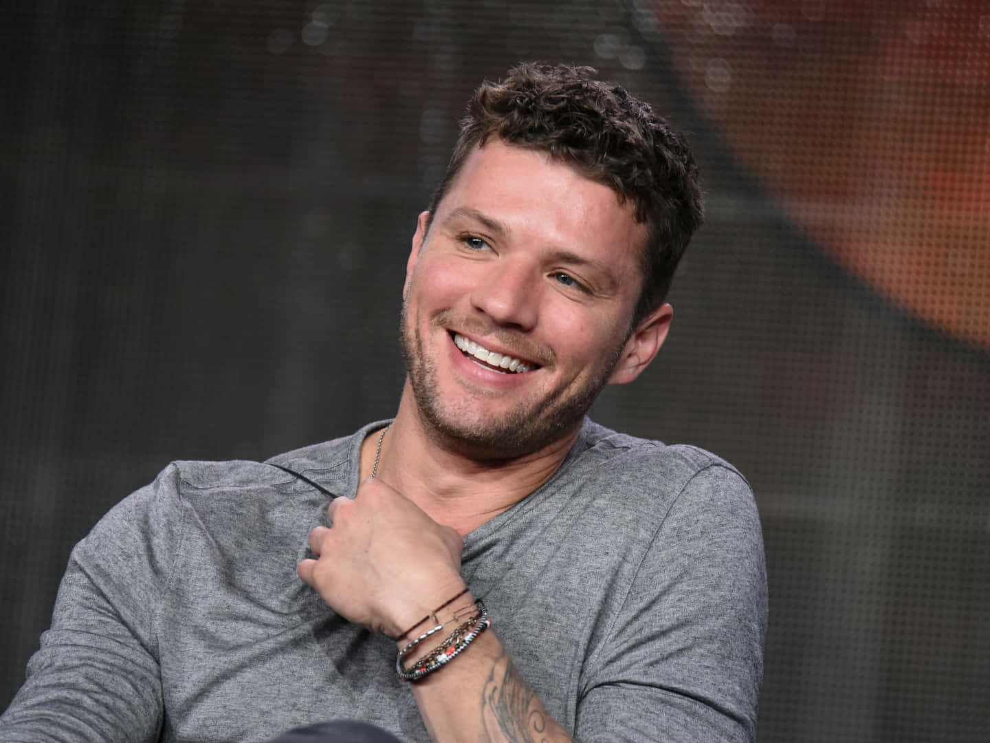 Ryan Phillippe, American actor, gray shirt, HD Desktop Wallpaper