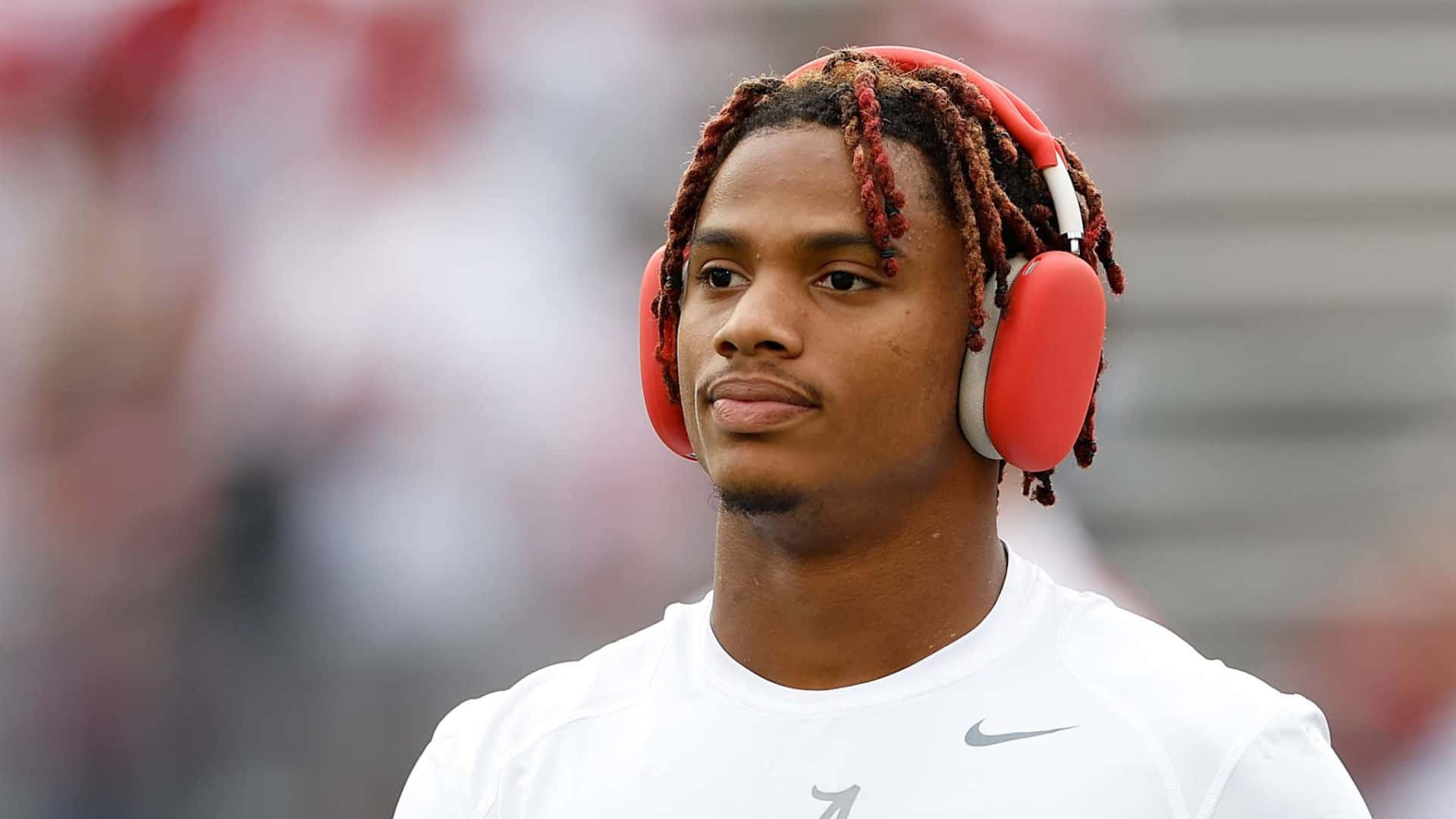 Ryan Williams, red dreadlocks, bright red over-ear headphones, Full HD Desktop Wallpaper