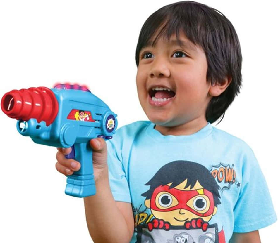 Ryans World, superhero shirt, blue and red toy water gun, SD Desktop Wallpaper