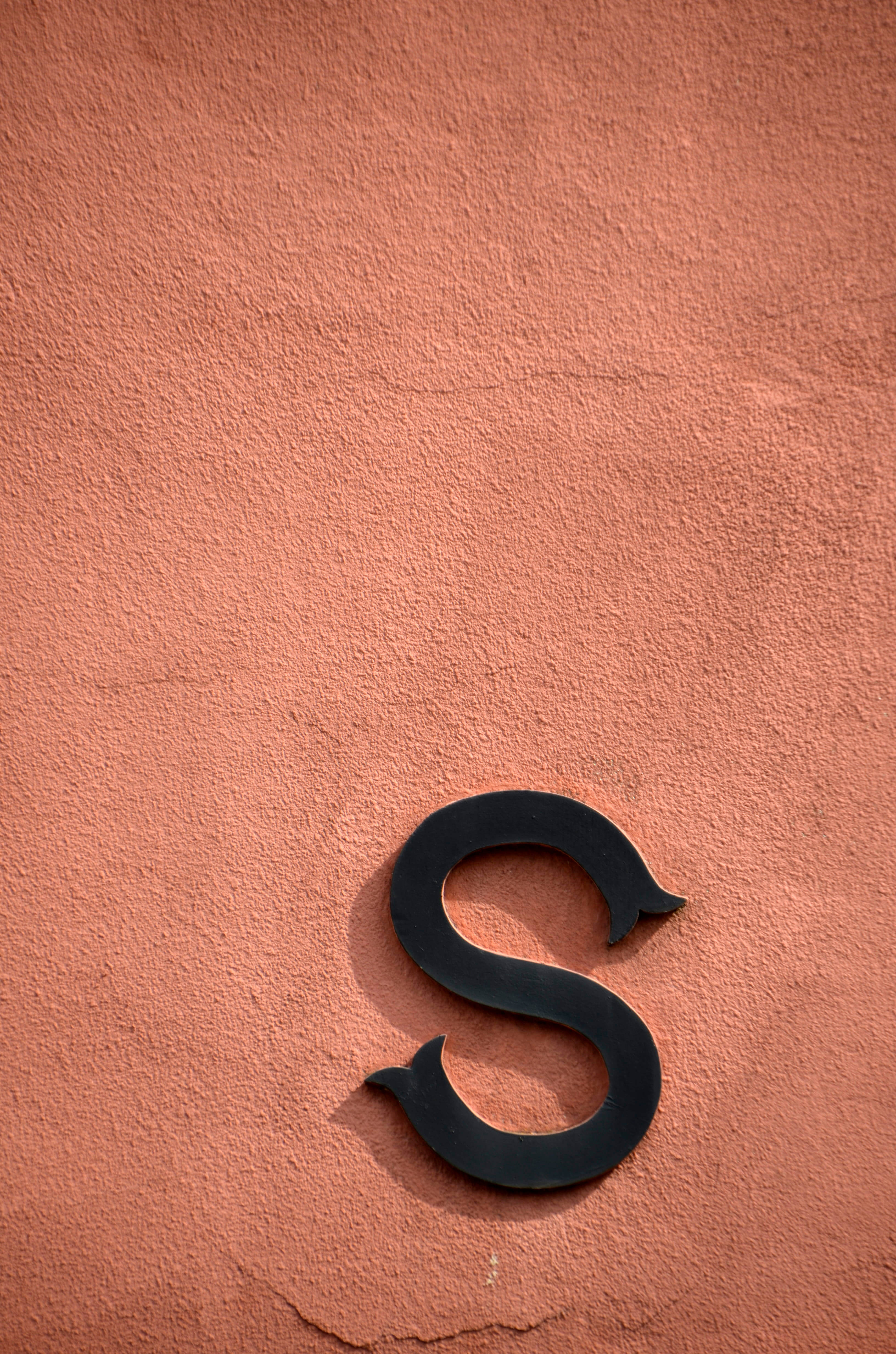 S Alphabet, black, textured terracotta wall, 4K Phone Wallpaper