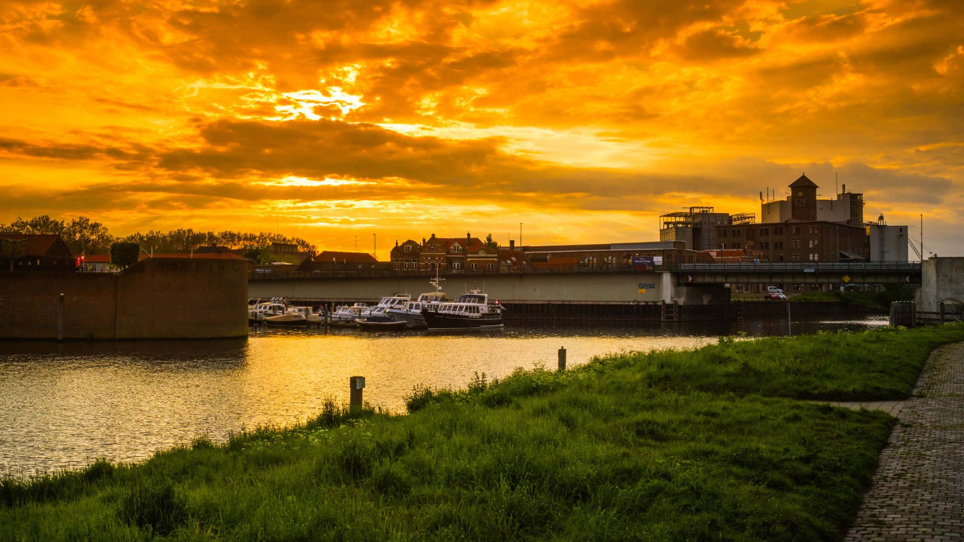 S-hertogenbosch, sunset, river, Full HD Desktop Wallpaper