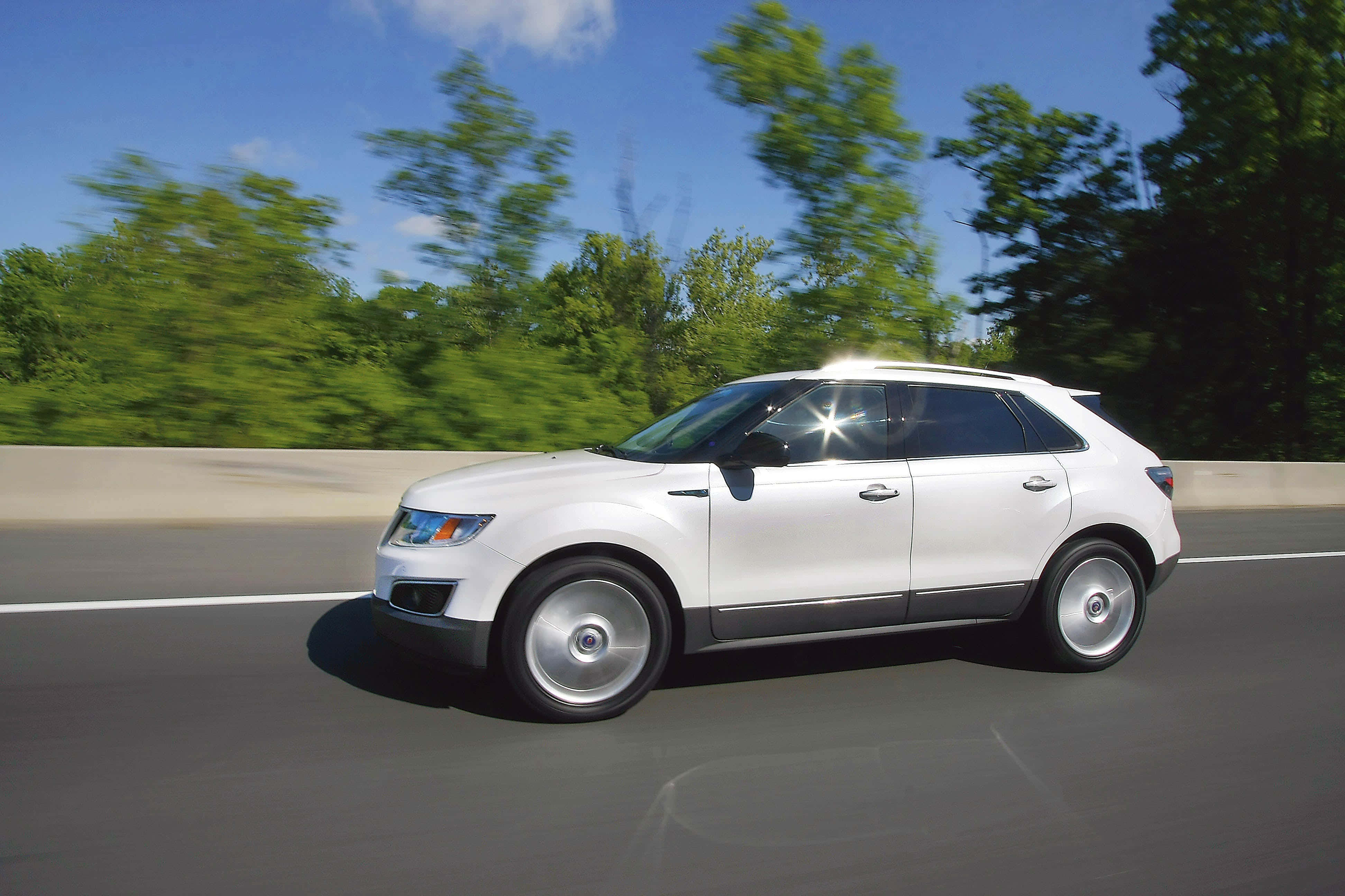 Saab 9-4x, white, highway, 4K Desktop Wallpaper