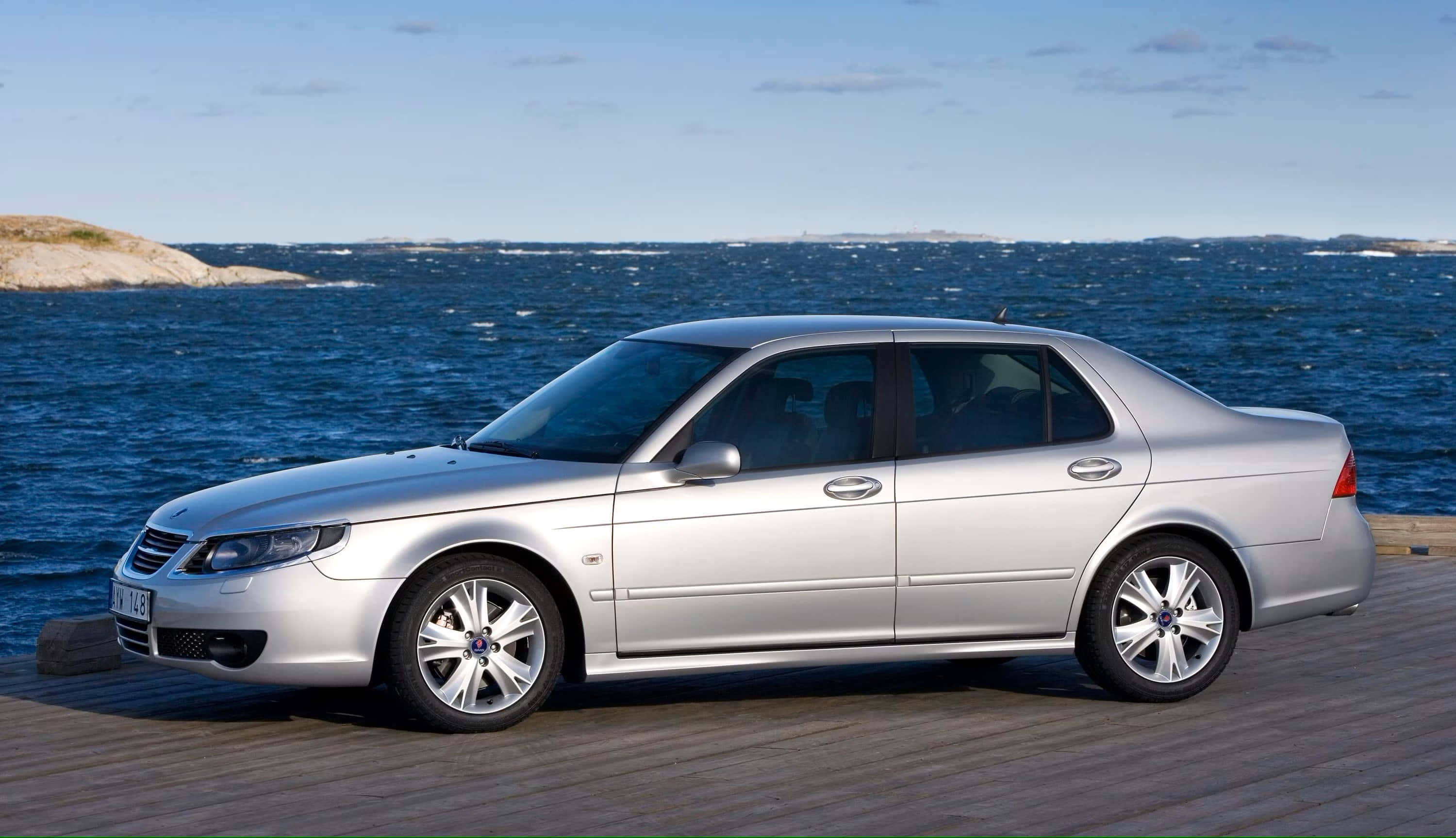 Saab 9-5, silver, wooden pier, 2K Desktop Wallpaper