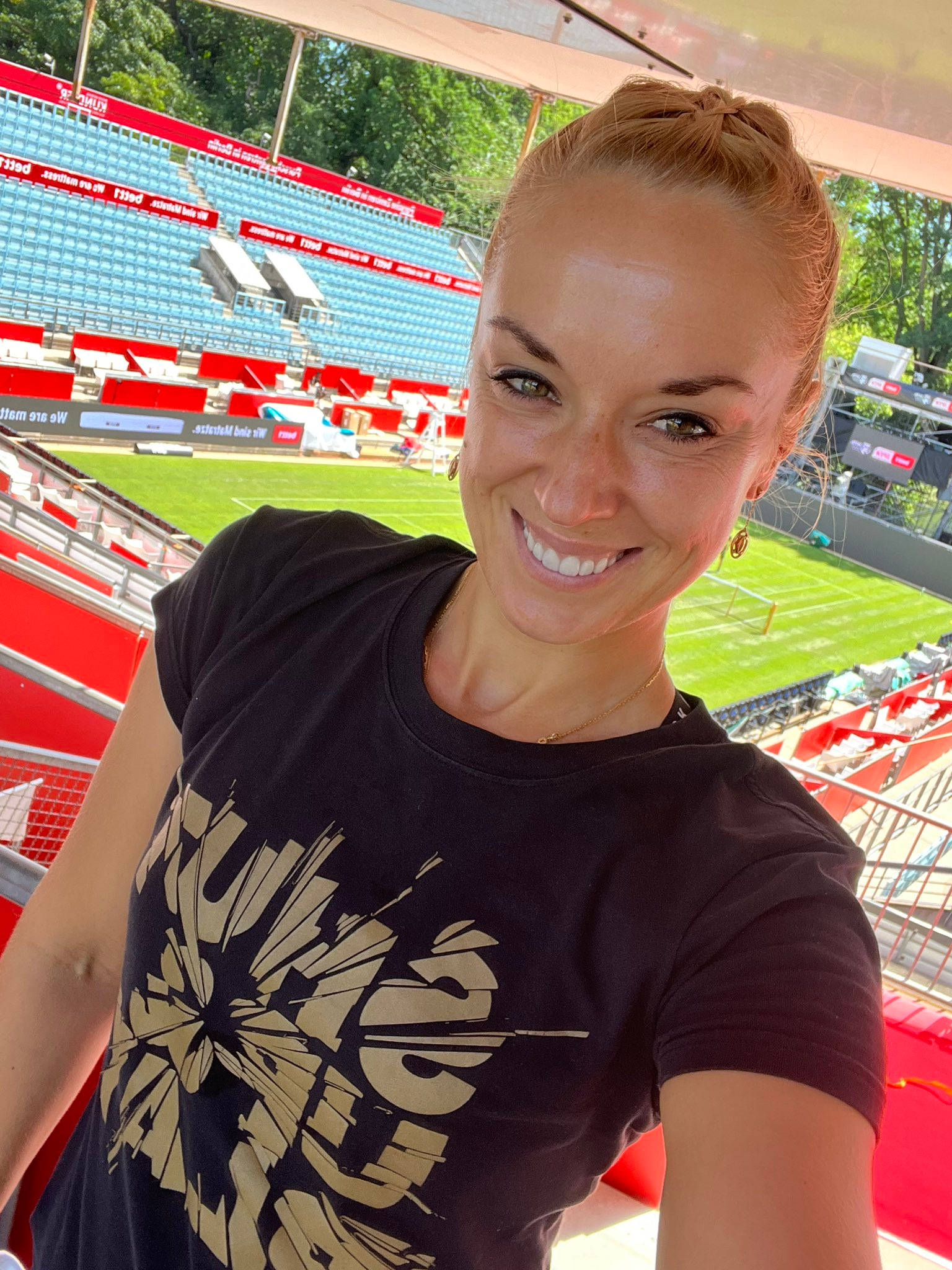 Sabine Lisicki, tennis field, selfie, Full HD Phone Wallpaper