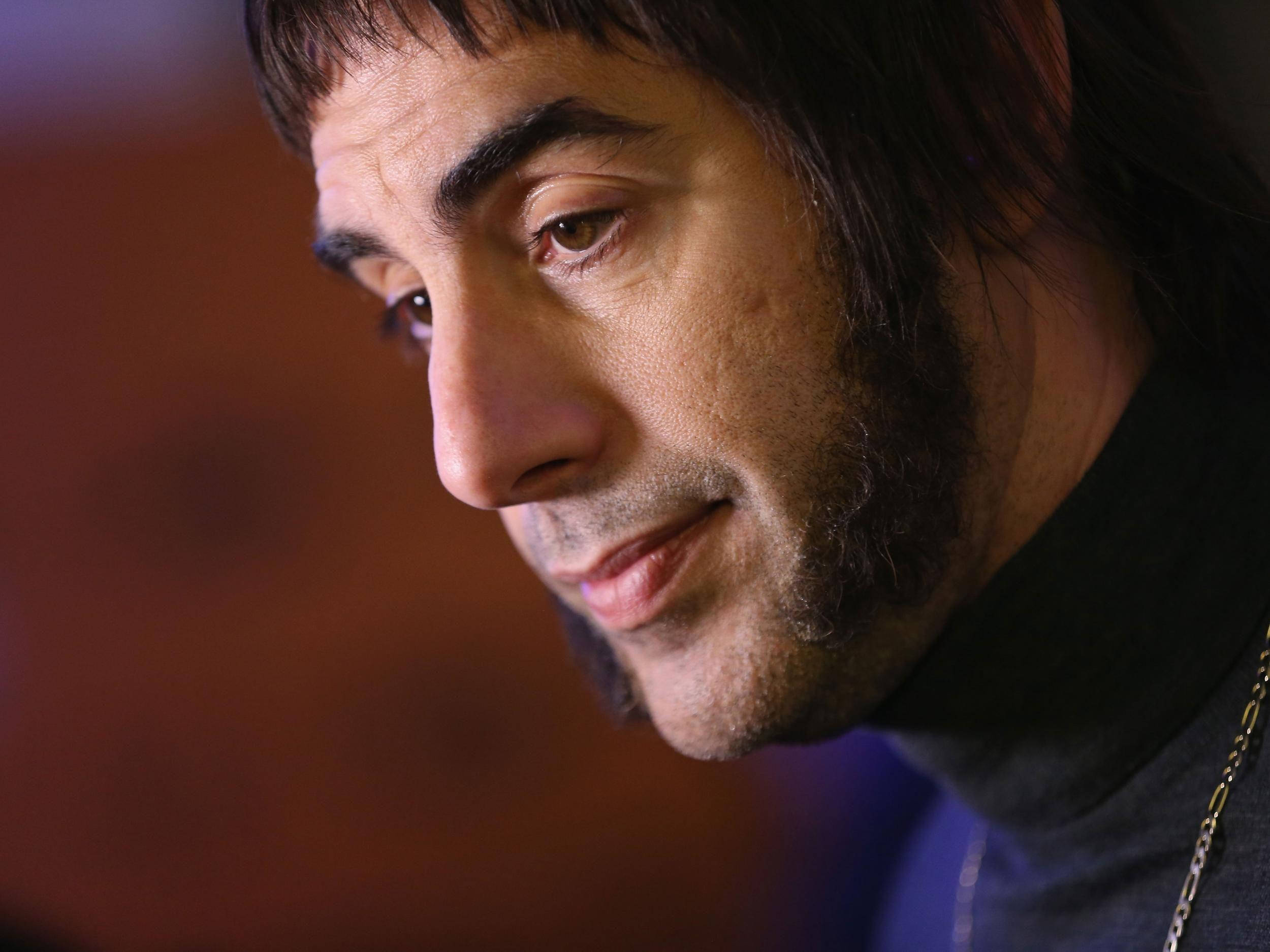 Sacha Baron Cohen Character Norman Butcher, Full HD Desktop Wallpaper