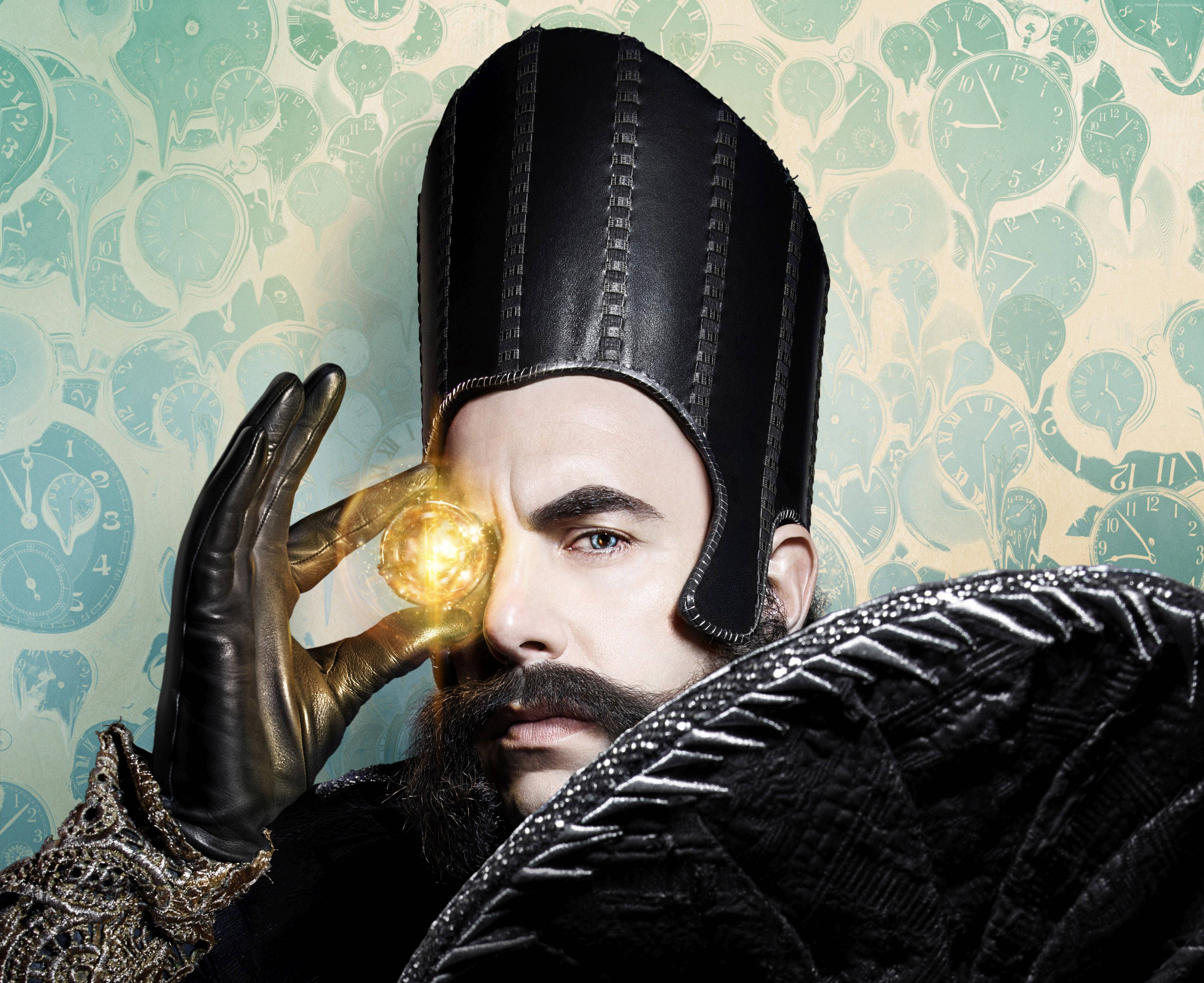 Sacha Baron Cohen Character Time, 4K Desktop Wallpaper