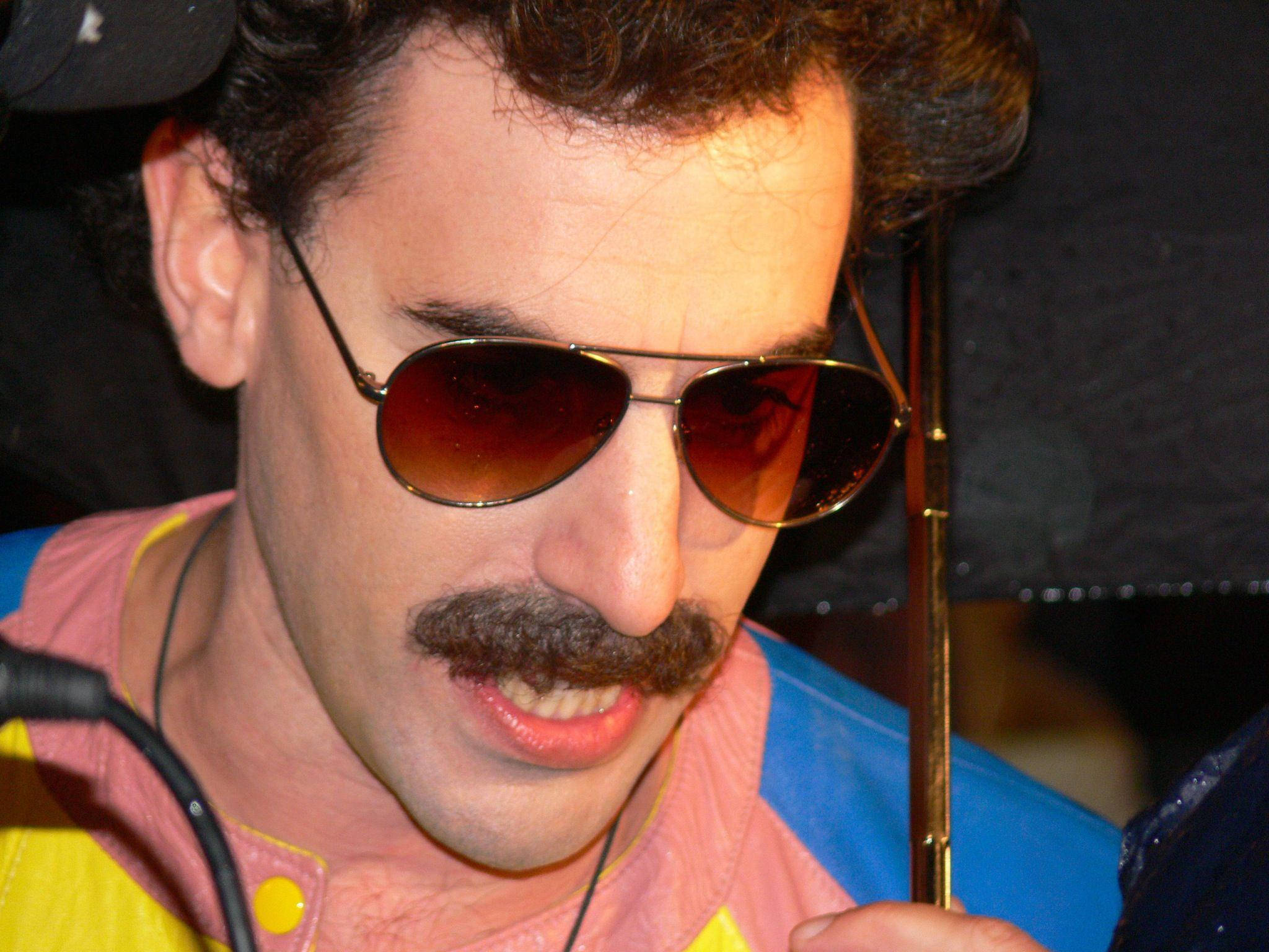 Sacha Baron Cohen Borat Sagdiyev, Full HD Desktop Wallpaper