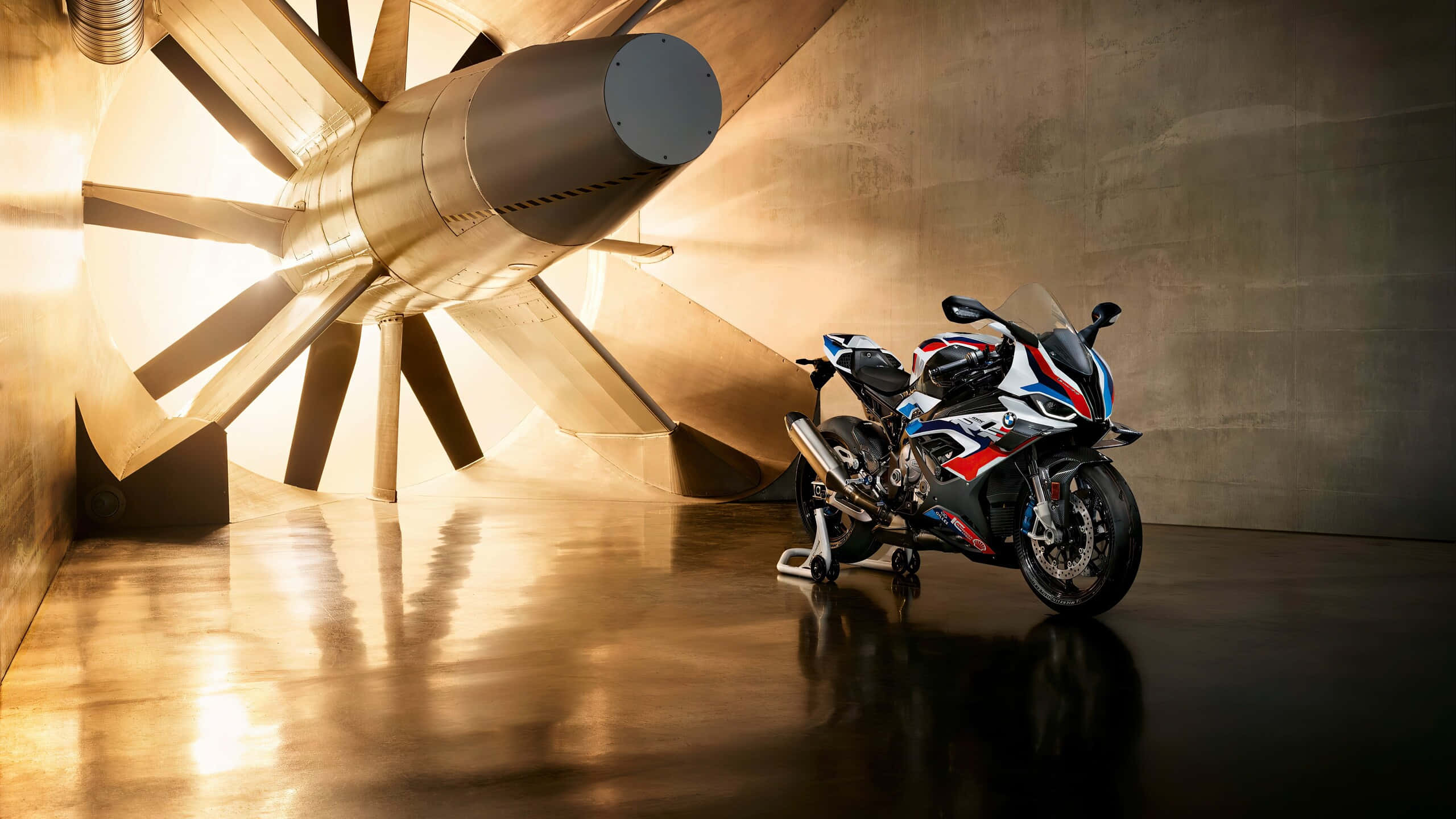 2560x1440 BMW Motorcycle, 2K Desktop Wallpaper