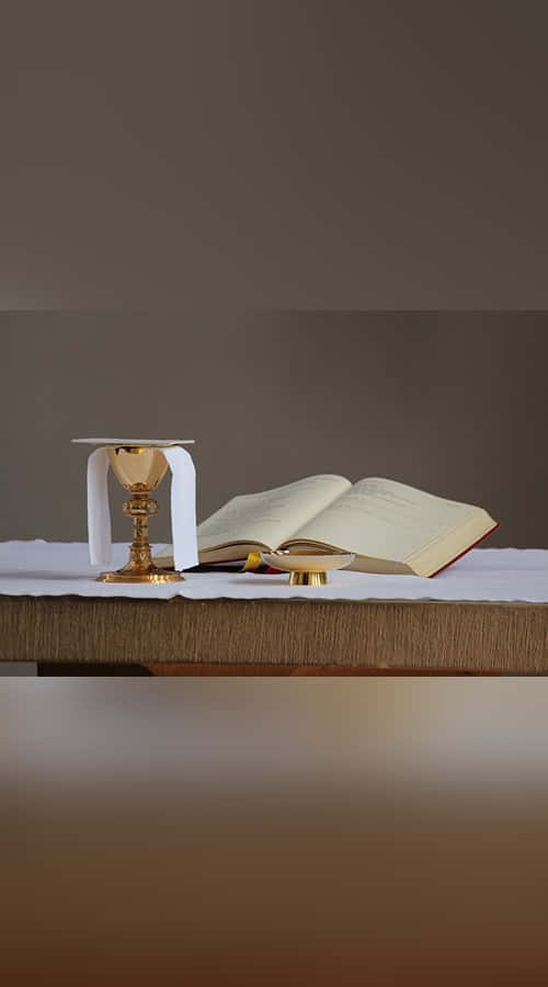 sacrament, First Holy Communion, golden chalice, SD Phone Wallpaper