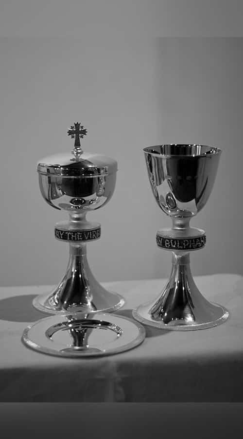 Sacrament, chalices, engraved bands, SD Phone Wallpaper